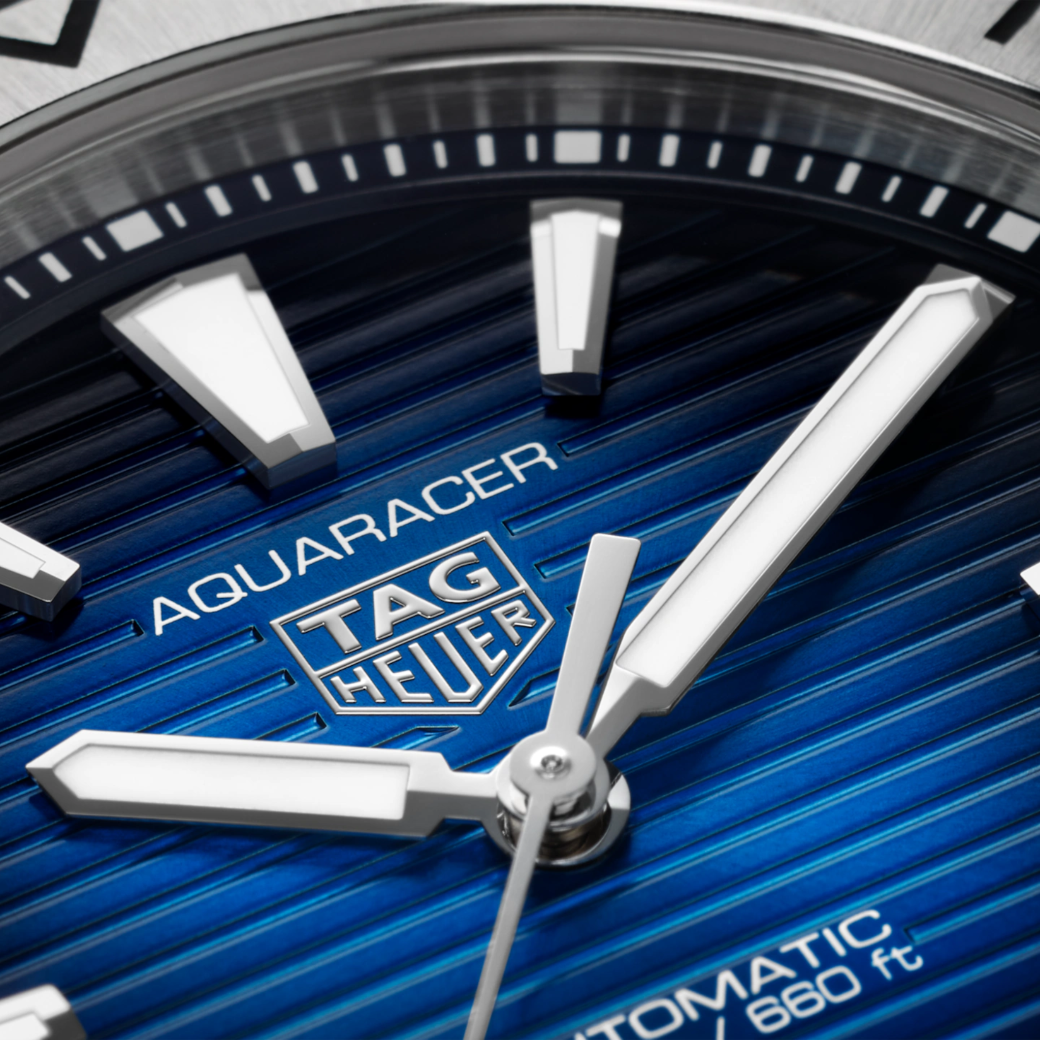 AQUARACER PROFESSIONAL 200 DATE