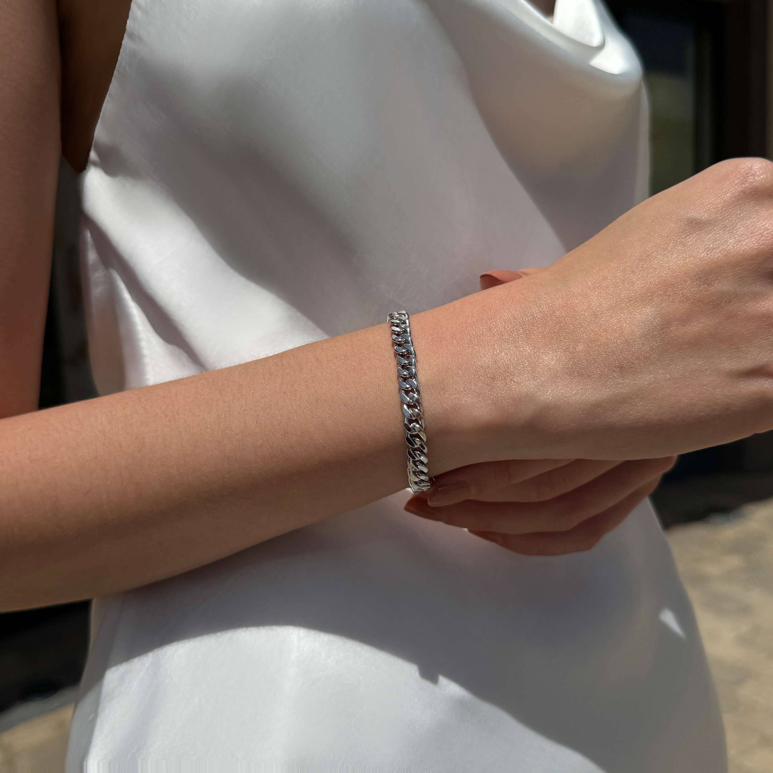 WHITE GOLD CHAIN BRACELET