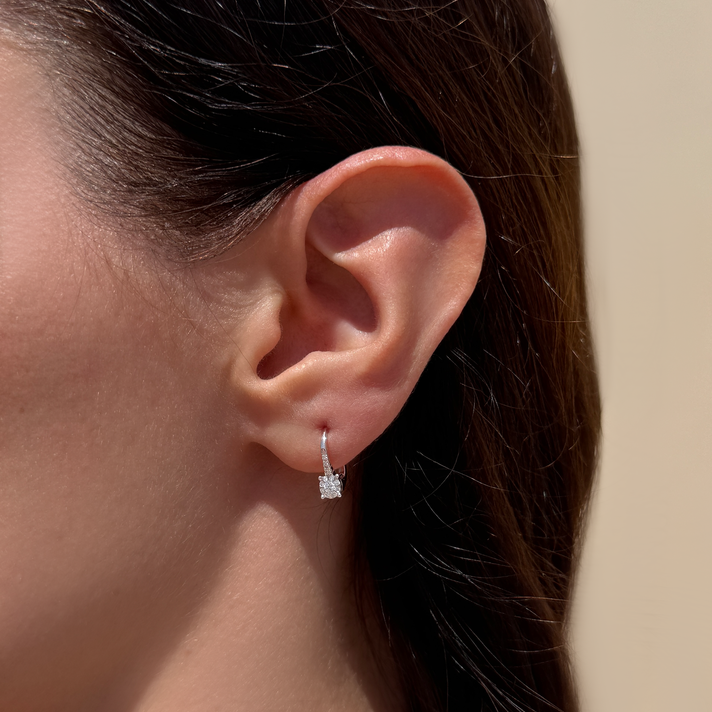 WHITE DIAMOND EARRINGS