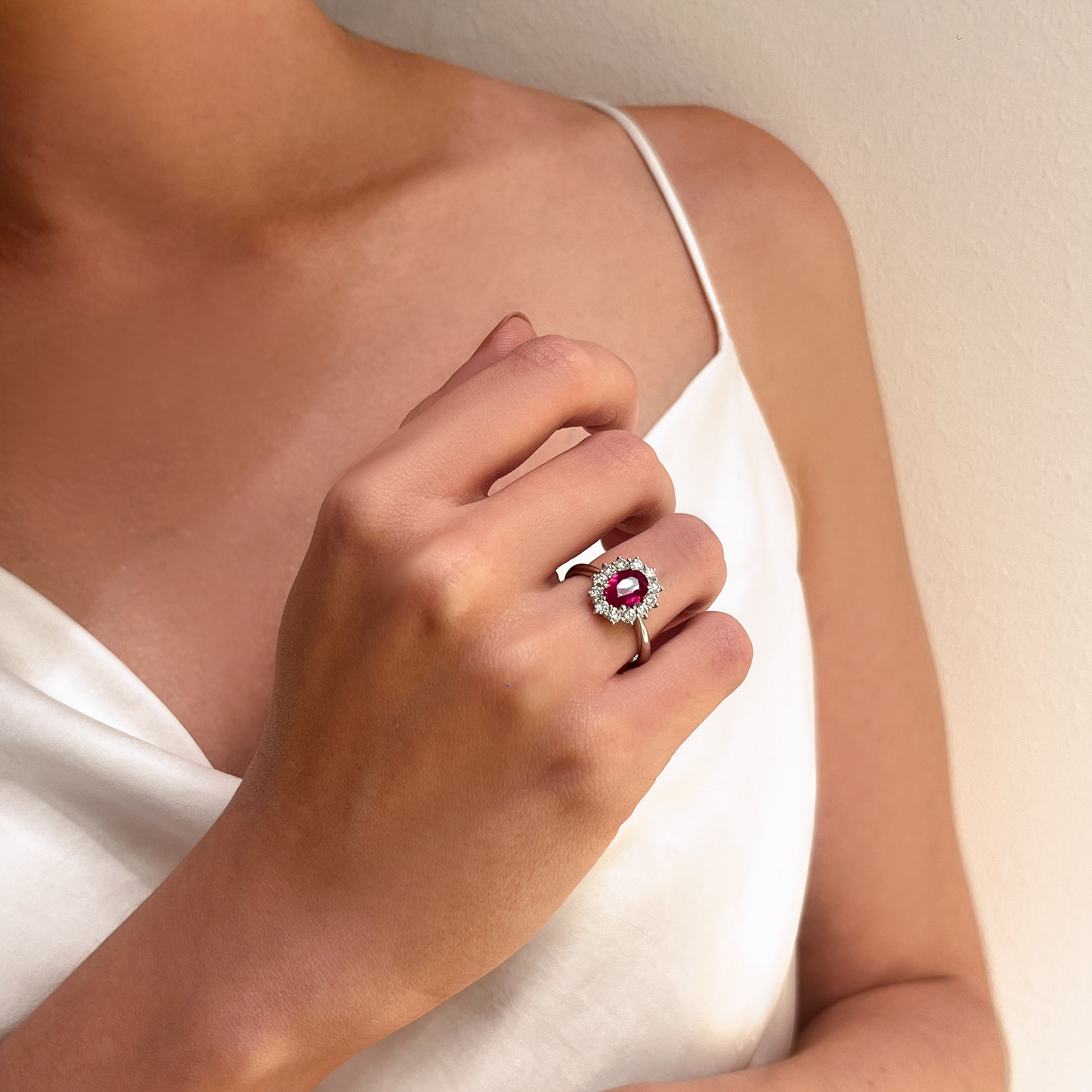 HALO ENGAGEMENT RING