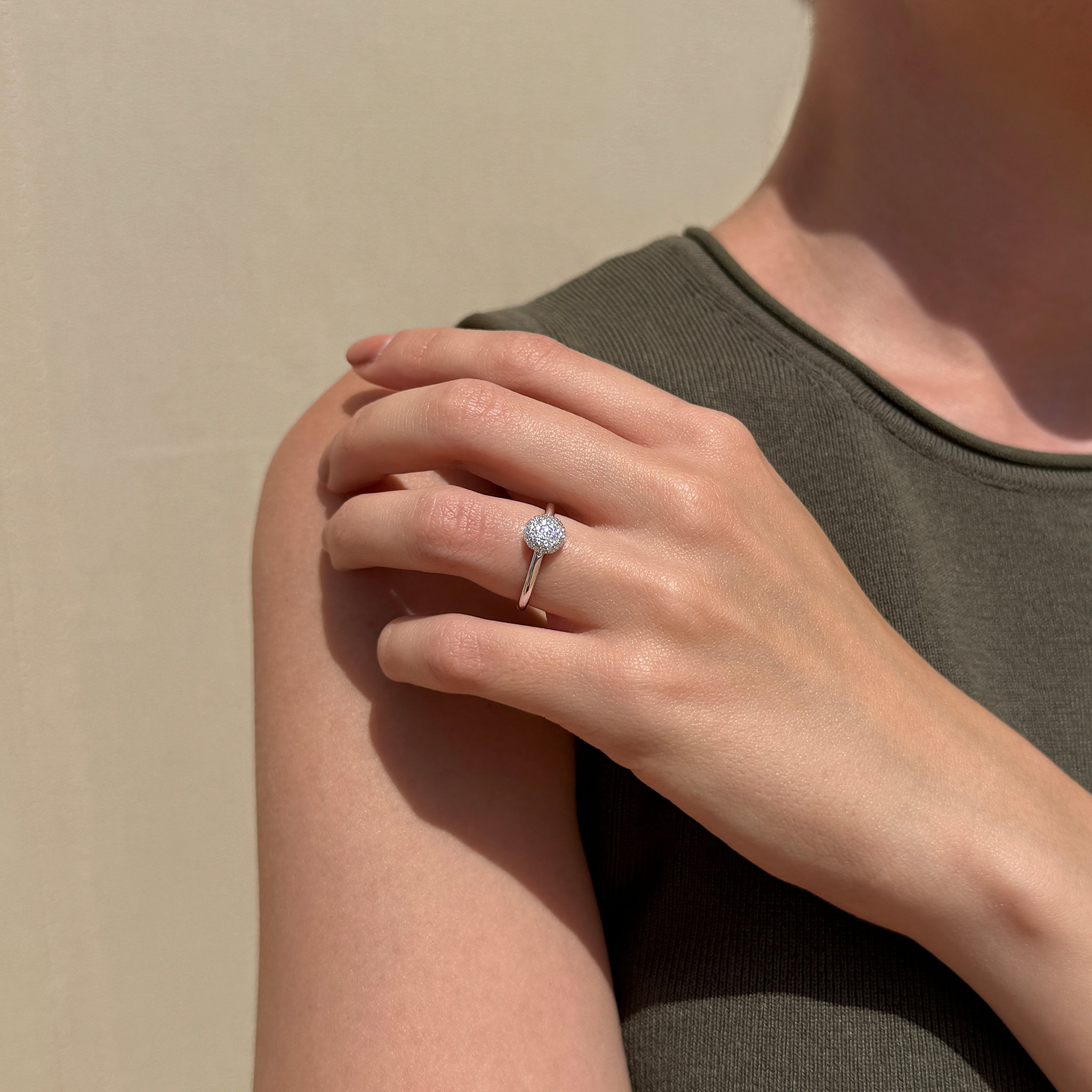 WHITE DIAMOND CLUSTER RING