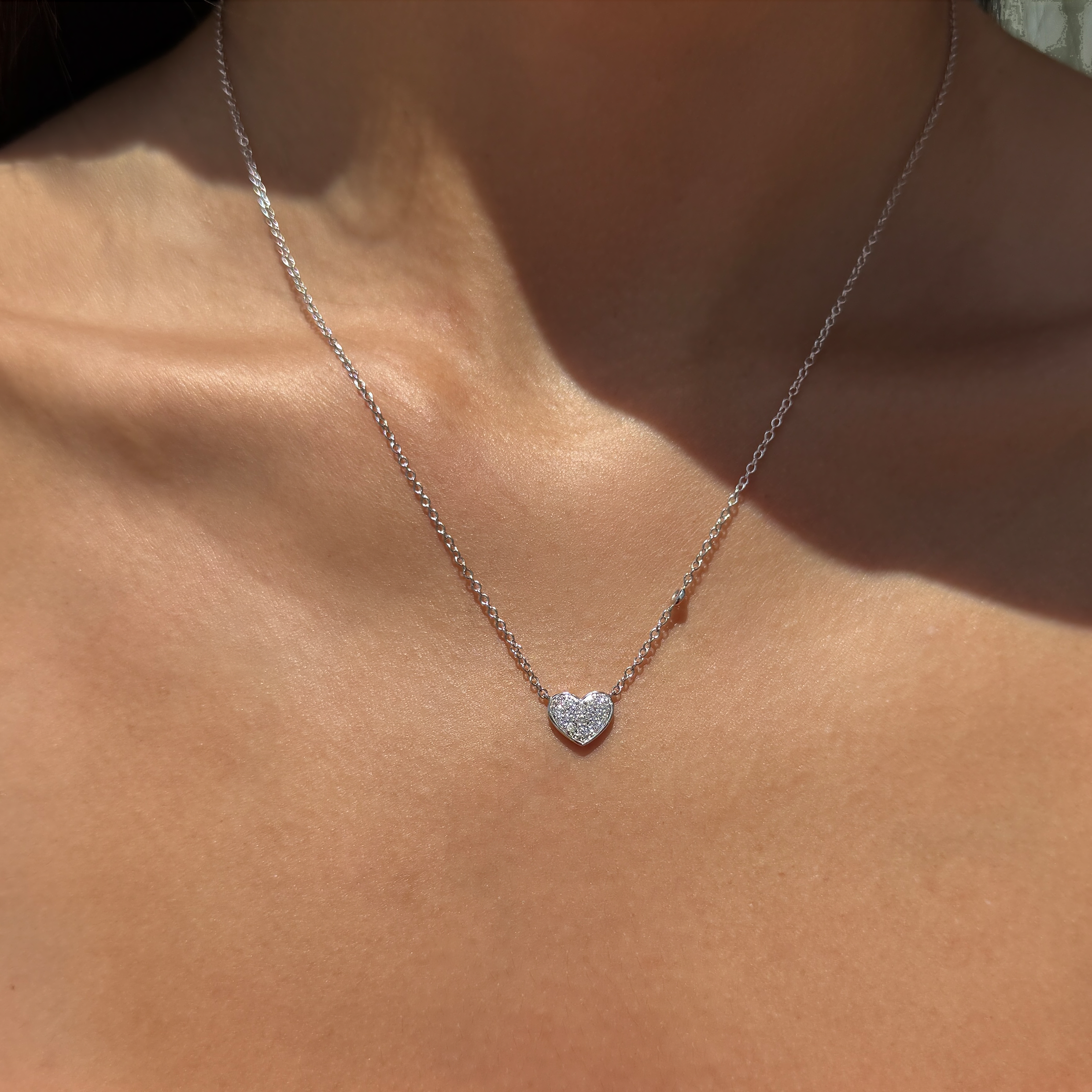DIAMOND CLUSTER HEART NECKLACE