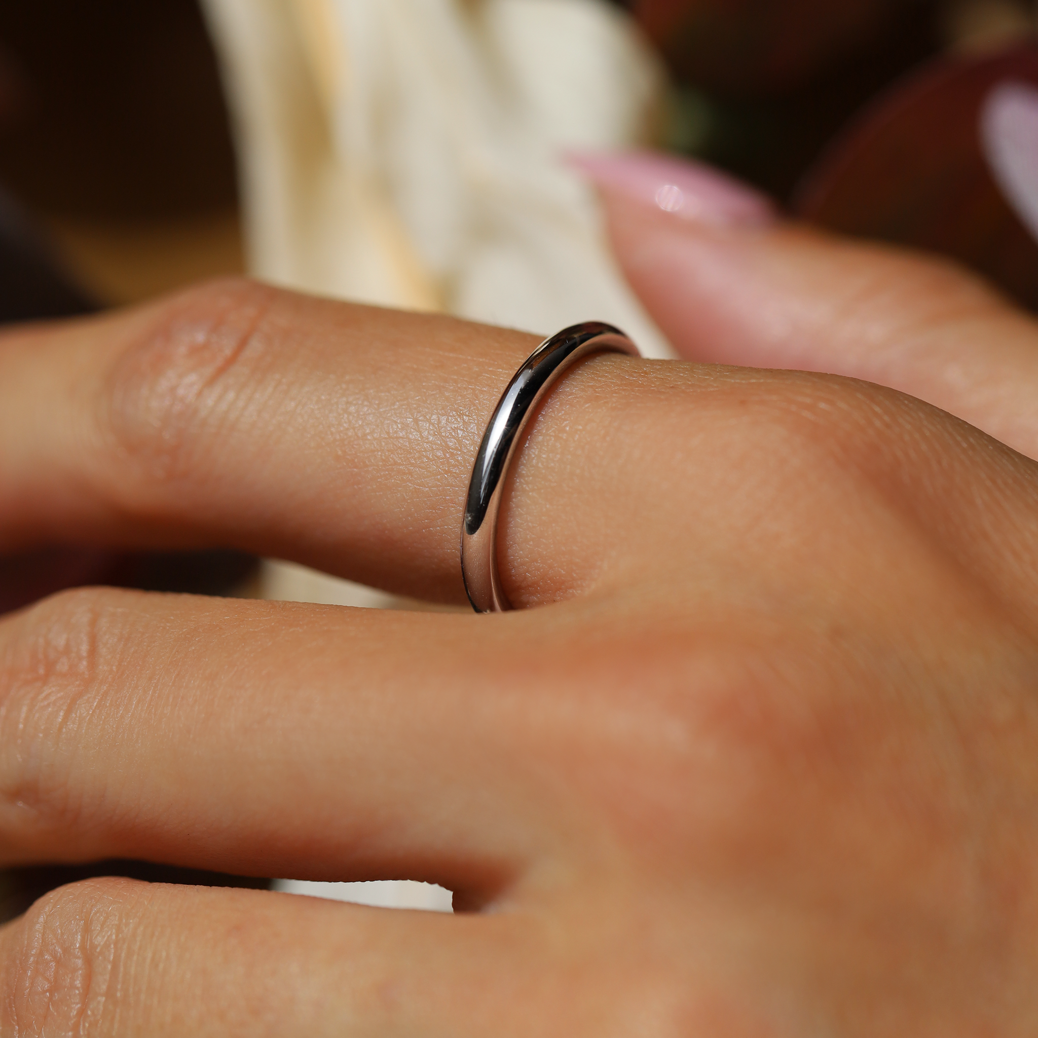WHITE GOLD WEDDING RING