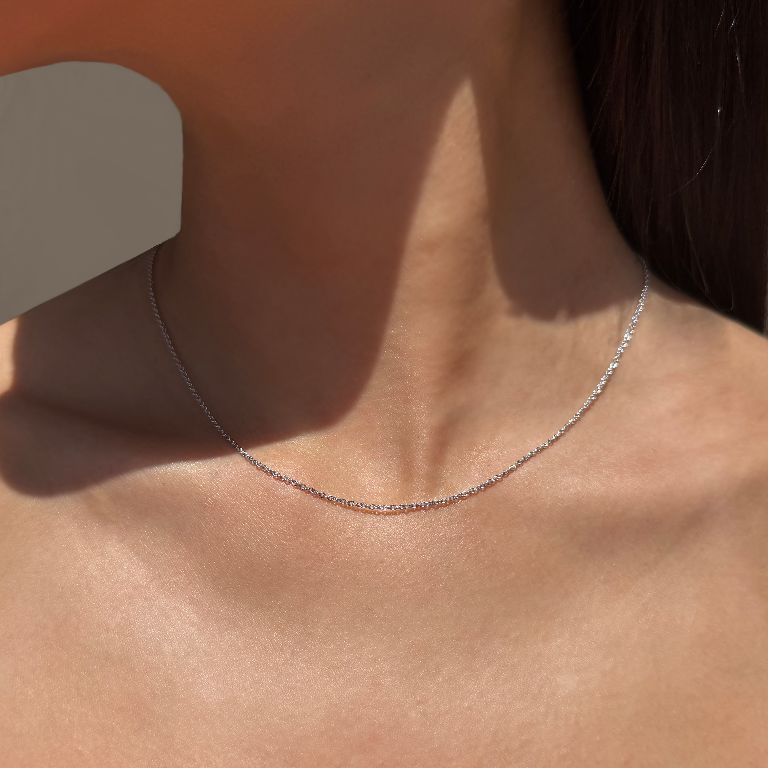WHITE GOLD CHAIN NECKLACE