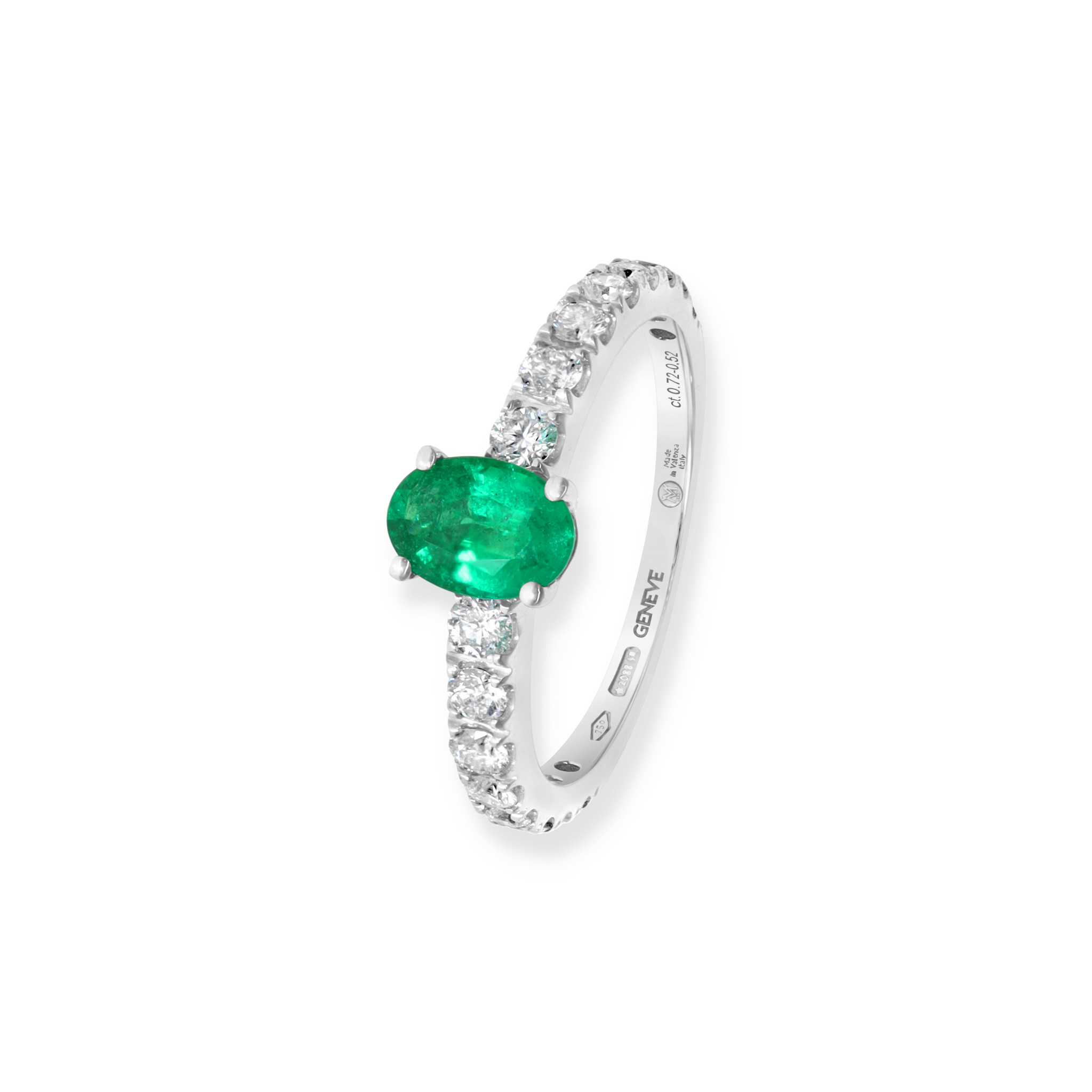 WHITE GOLD ENGAGEMENT RING
