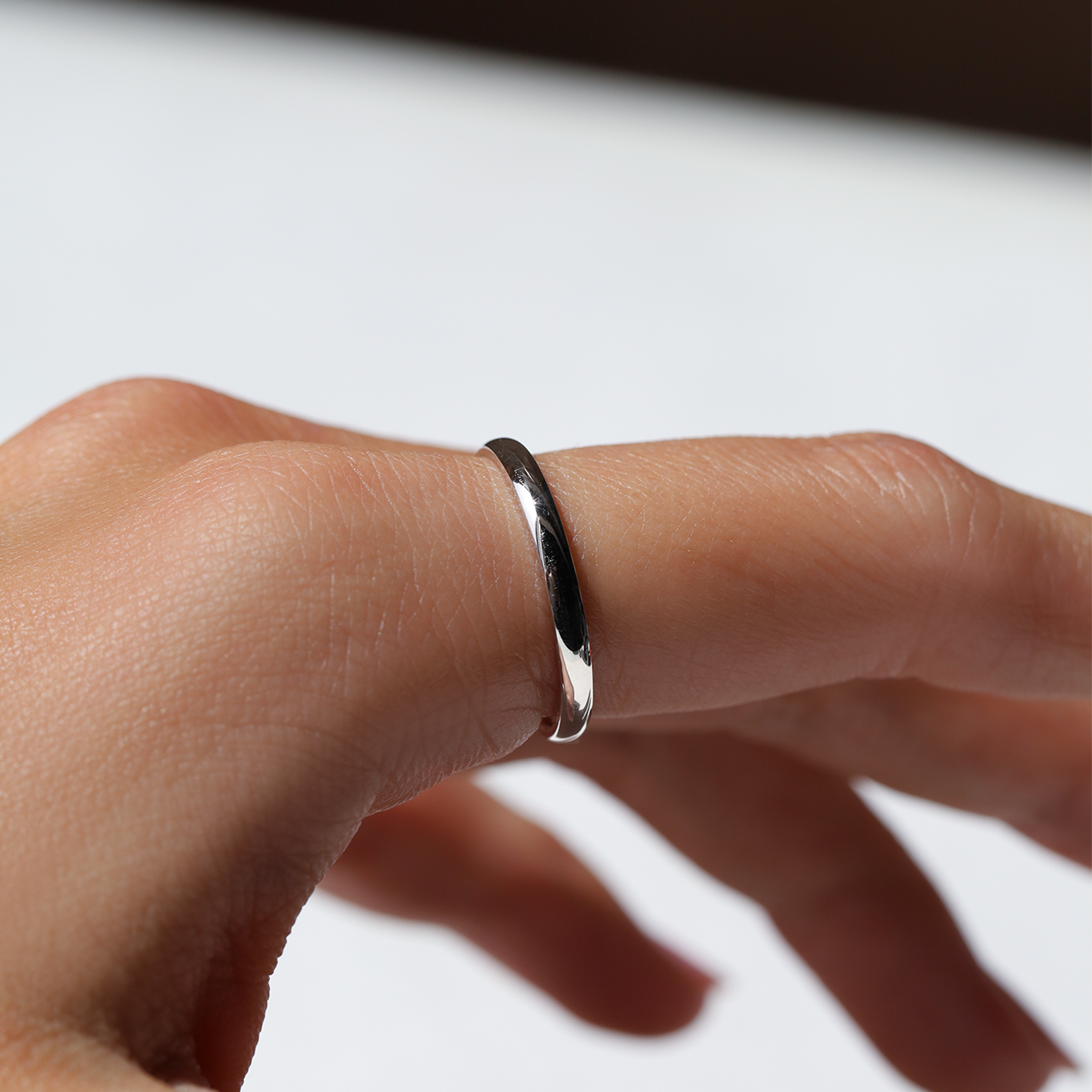 WHITE GOLD WEDDING RING