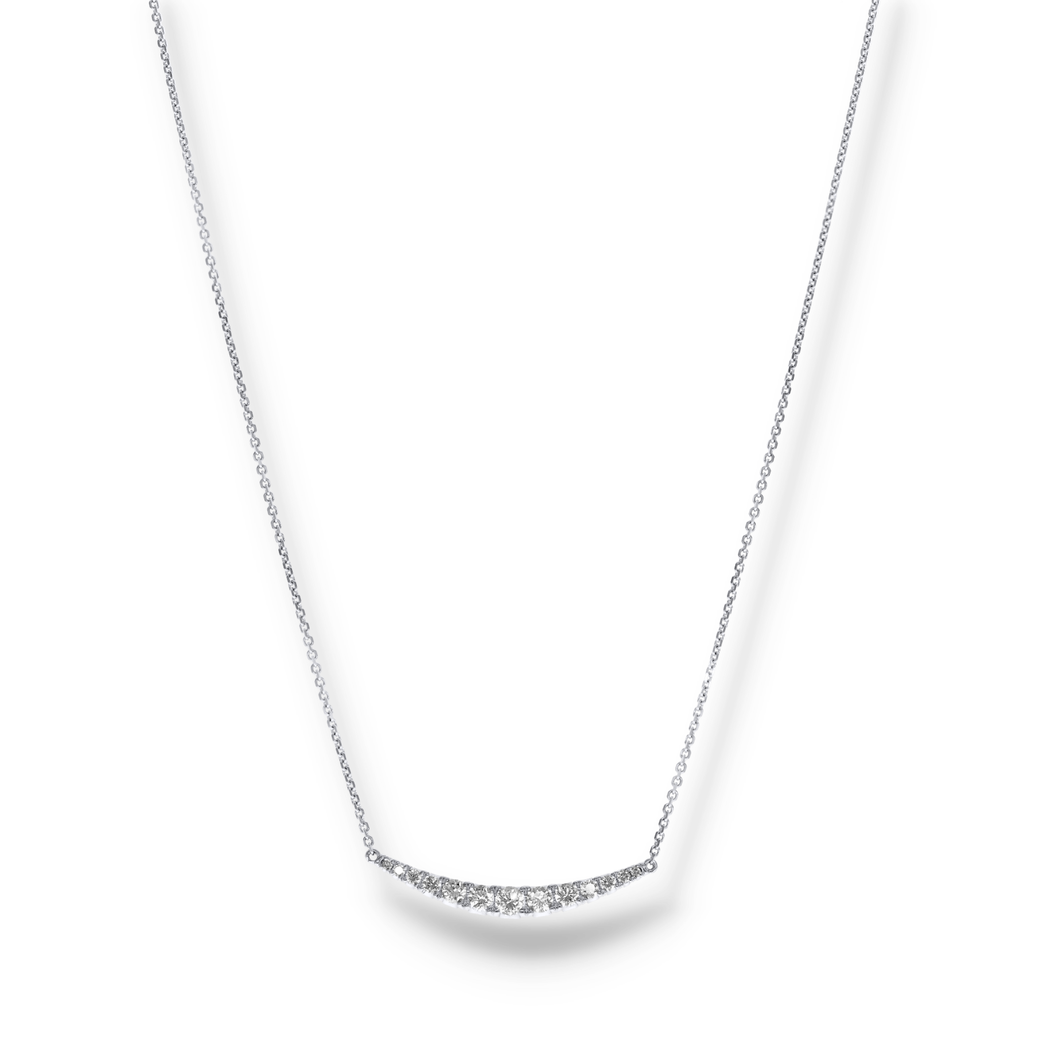 WHITE DIAMOND CLUSTER NECKLACE