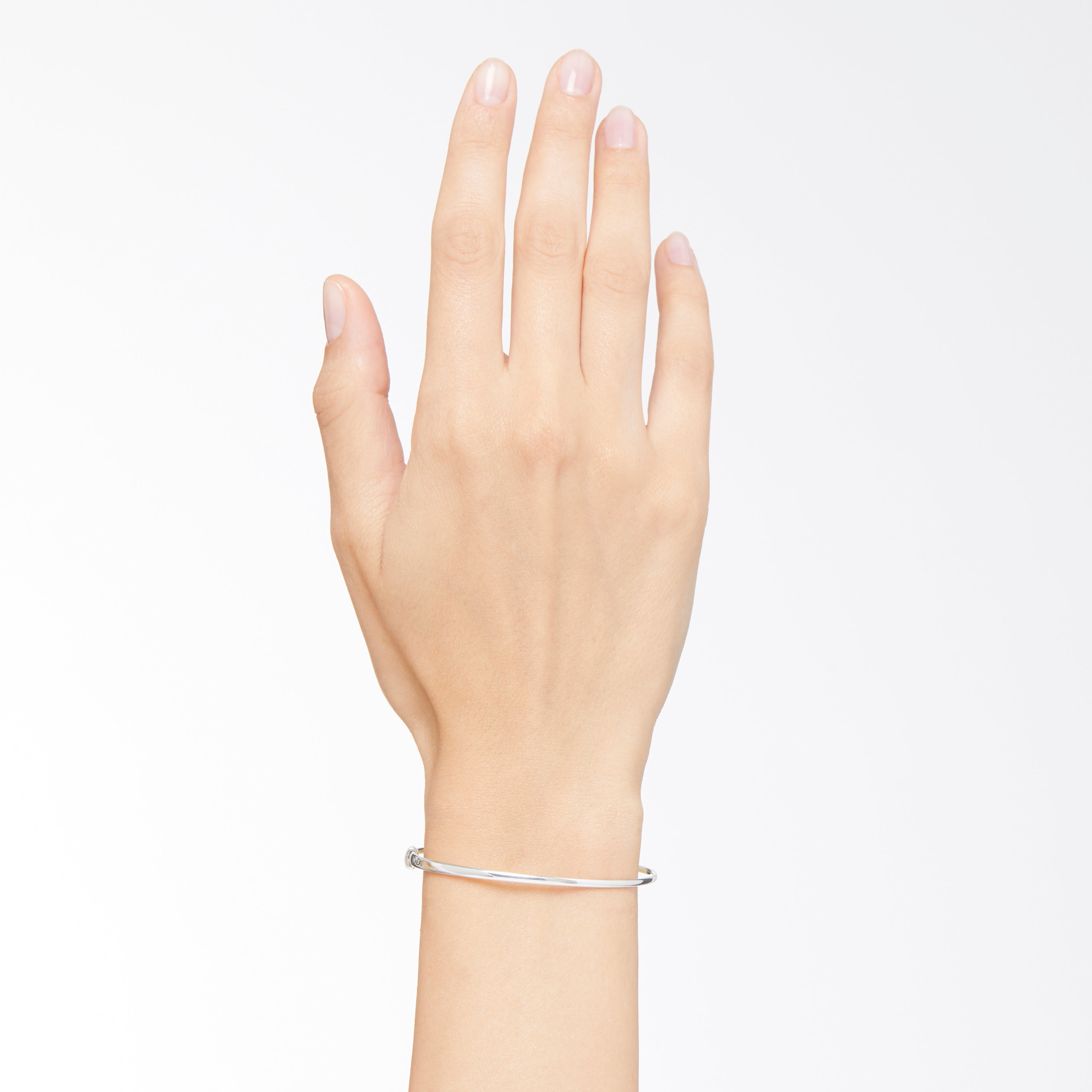 ESSENTIALS BANGLE