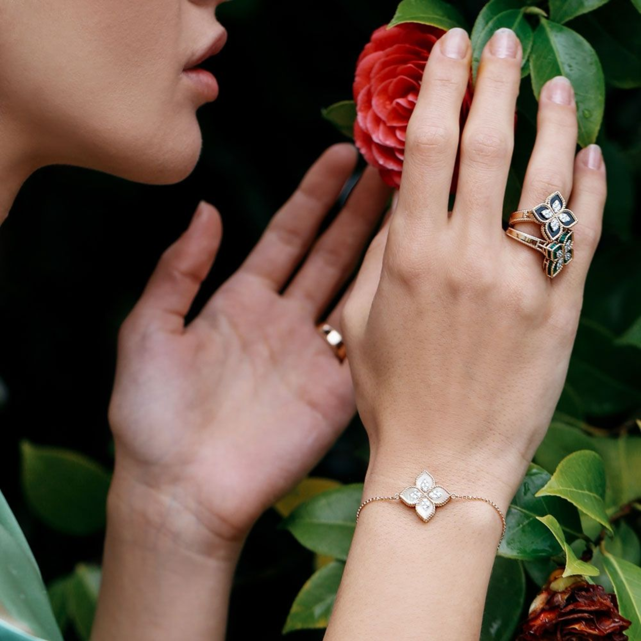 PRINCESS FLOWER BRACELET