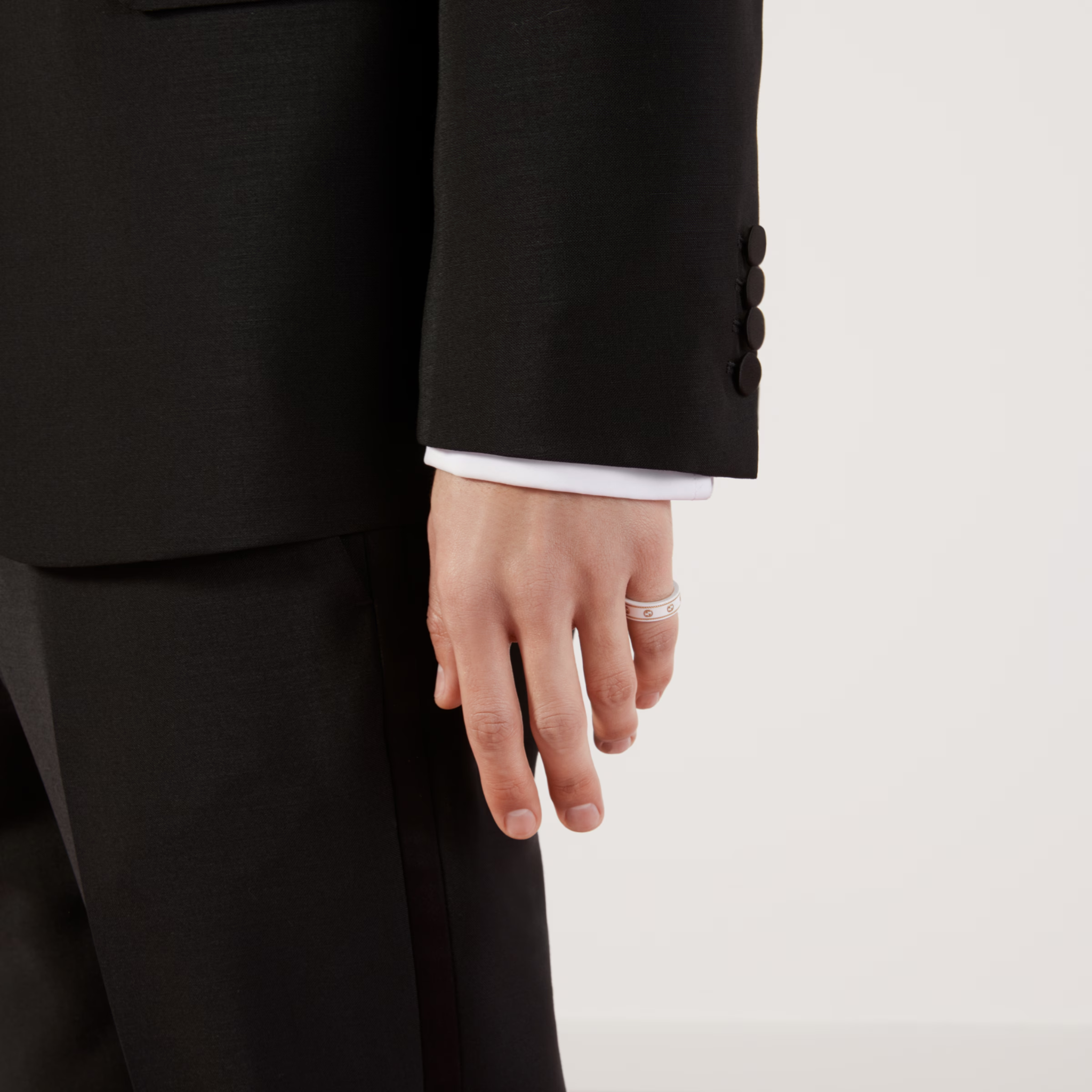 ICON RING