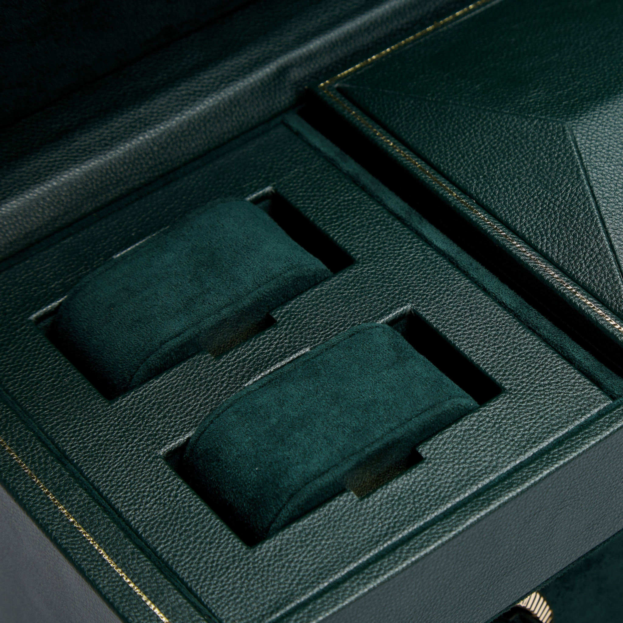 BRITISH RACING TRIPLE WATCH WINDER WITH STORAGE
