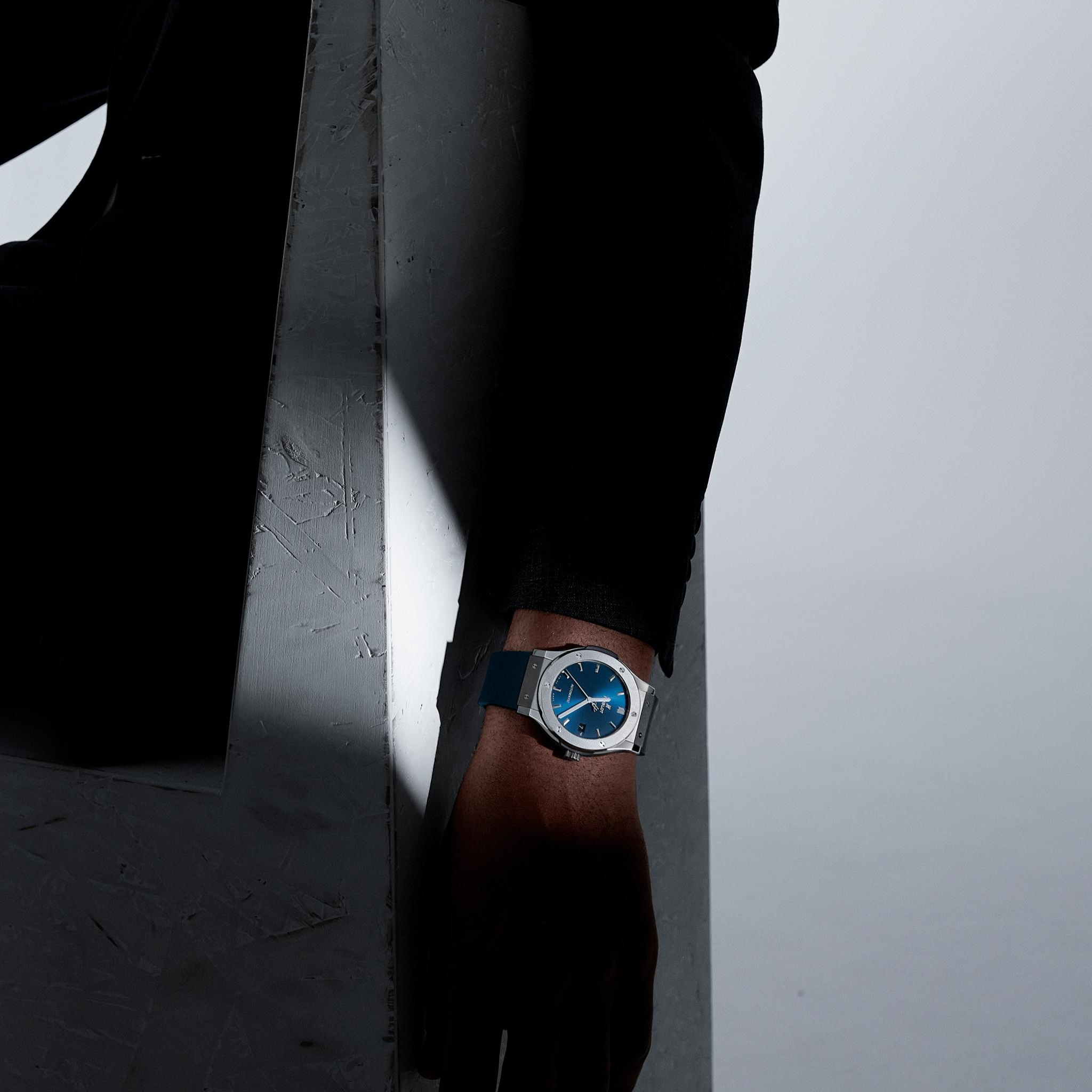 CLASSIC FUSION TITANIUM BLUE