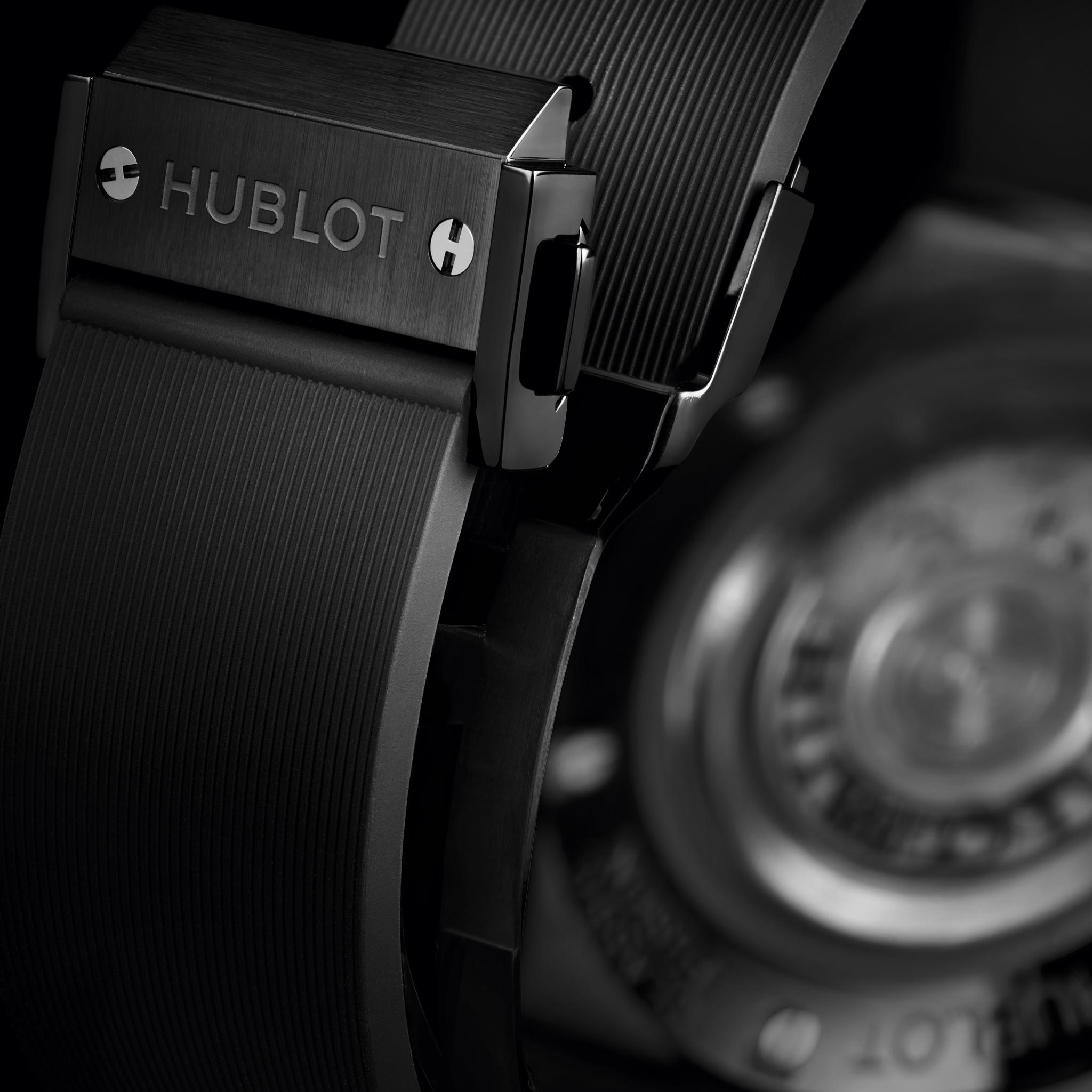 CLASSIC FUSION CHRONOGRAPH BLACK MAGIC