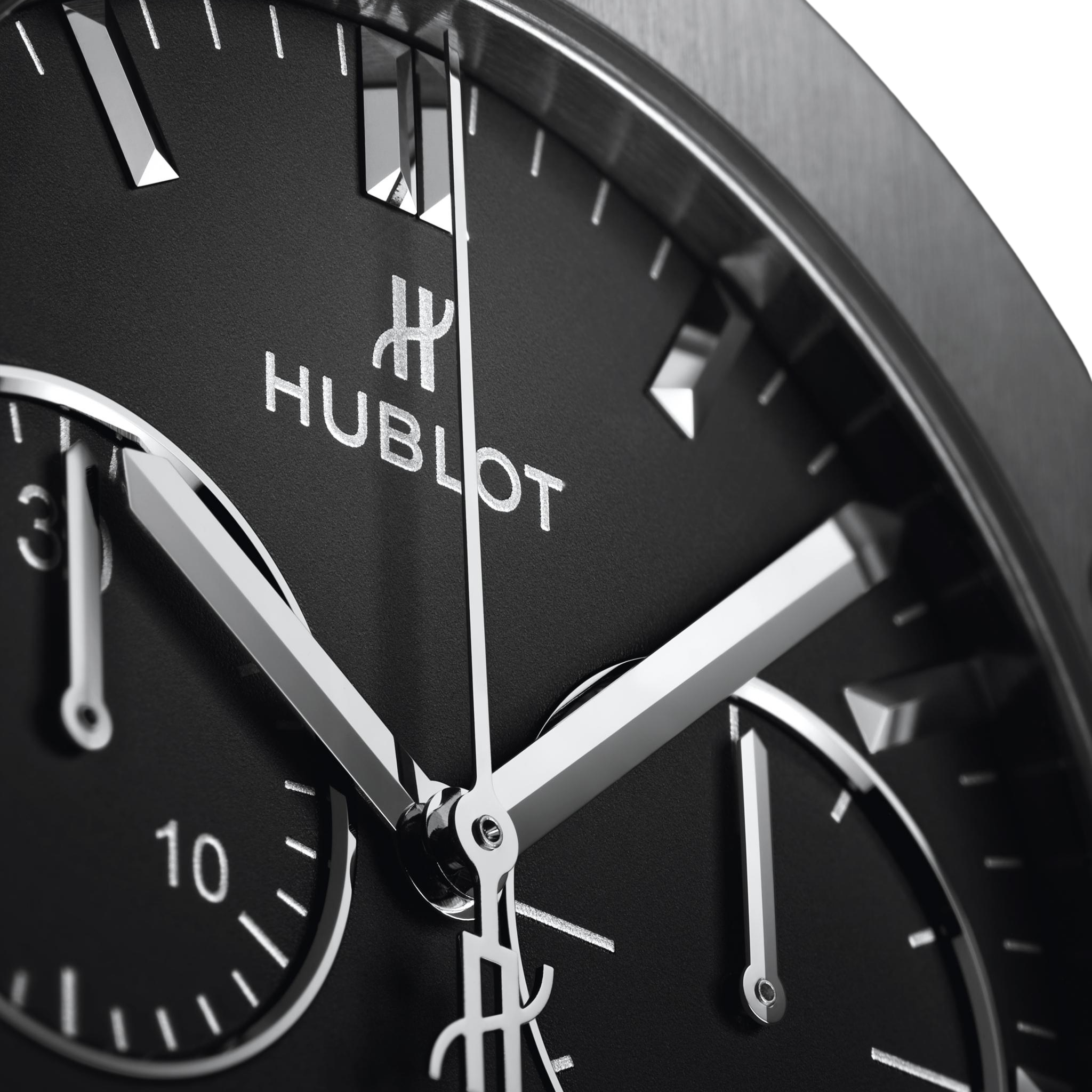 CLASSIC FUSION CHRONOGRAPH TITANIUM