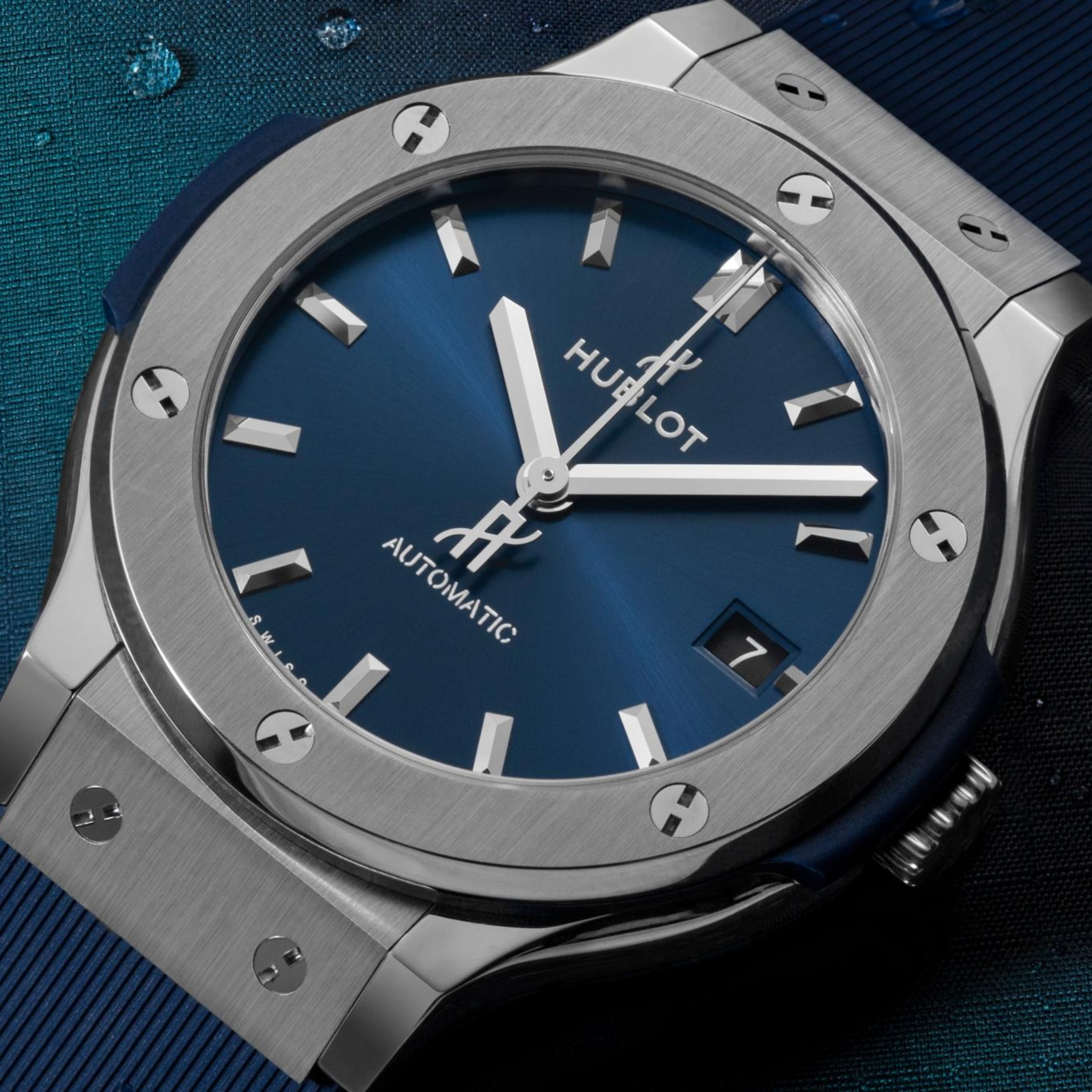CLASSIC FUSION TITANIUM BLUE