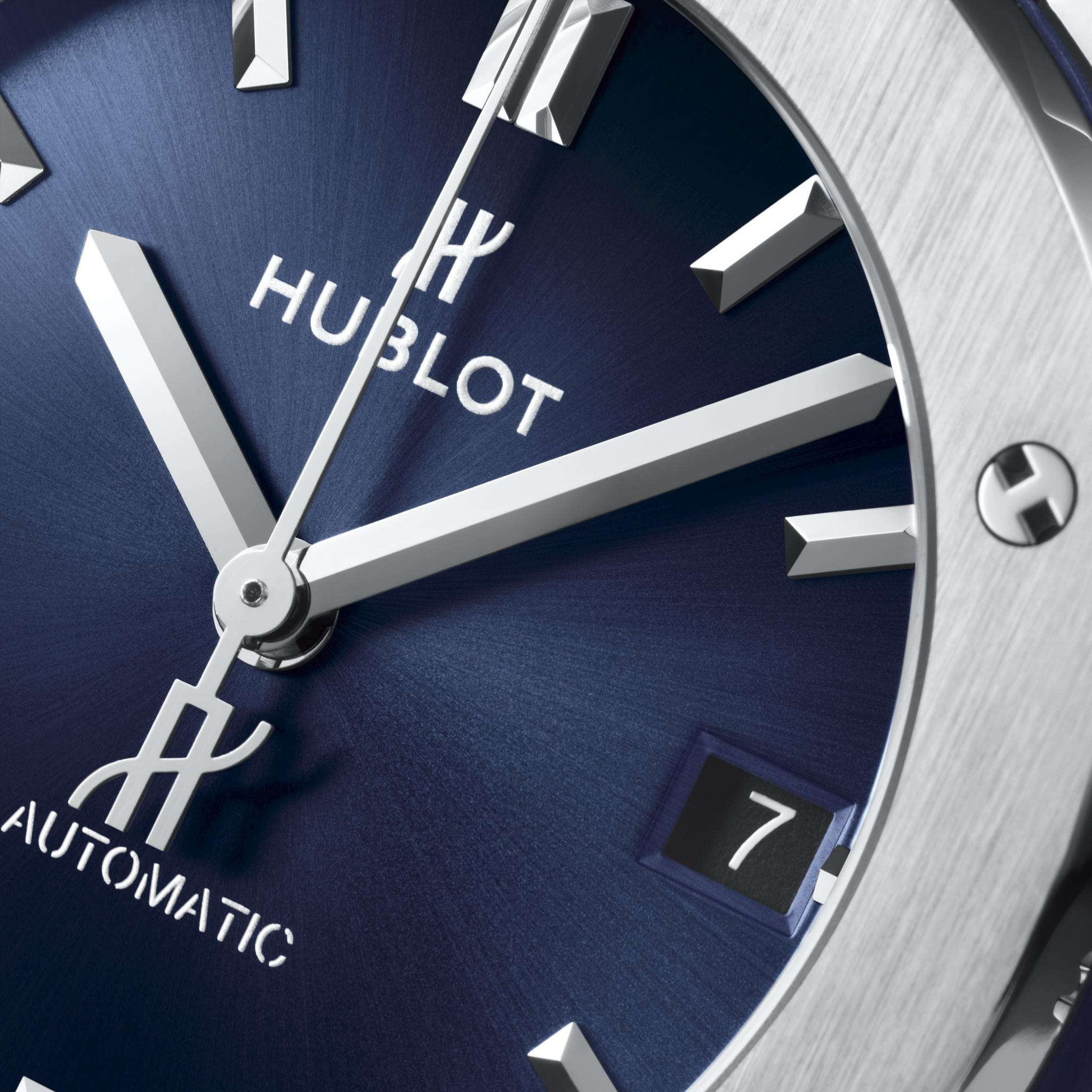 CLASSIC FUSION TITANIUM BLUE