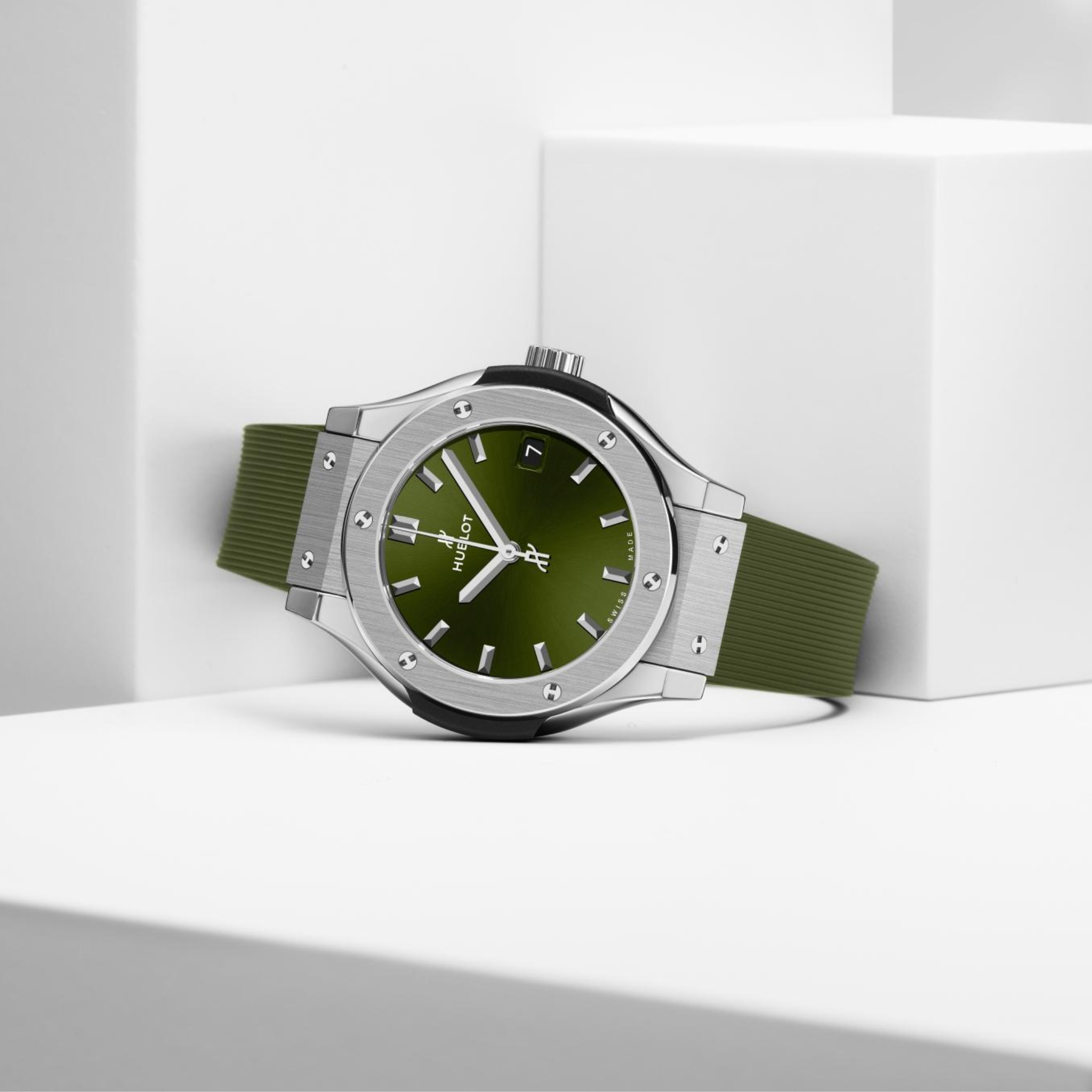 CLASSIC FUSION TITANIUM GREEN