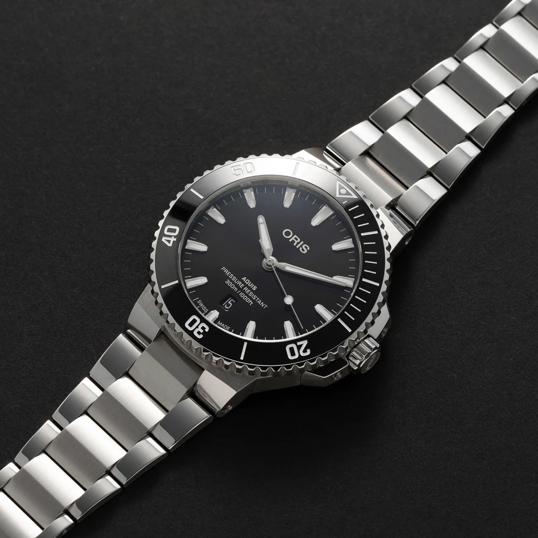 AQUIS DATE AUTOMATIC 43.5MM