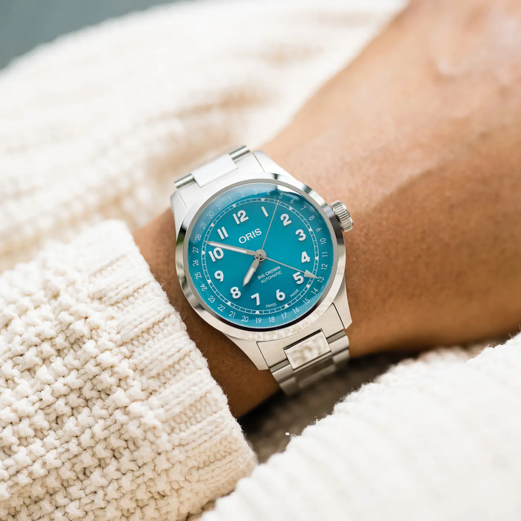 BIG CROWN POINTER DATE