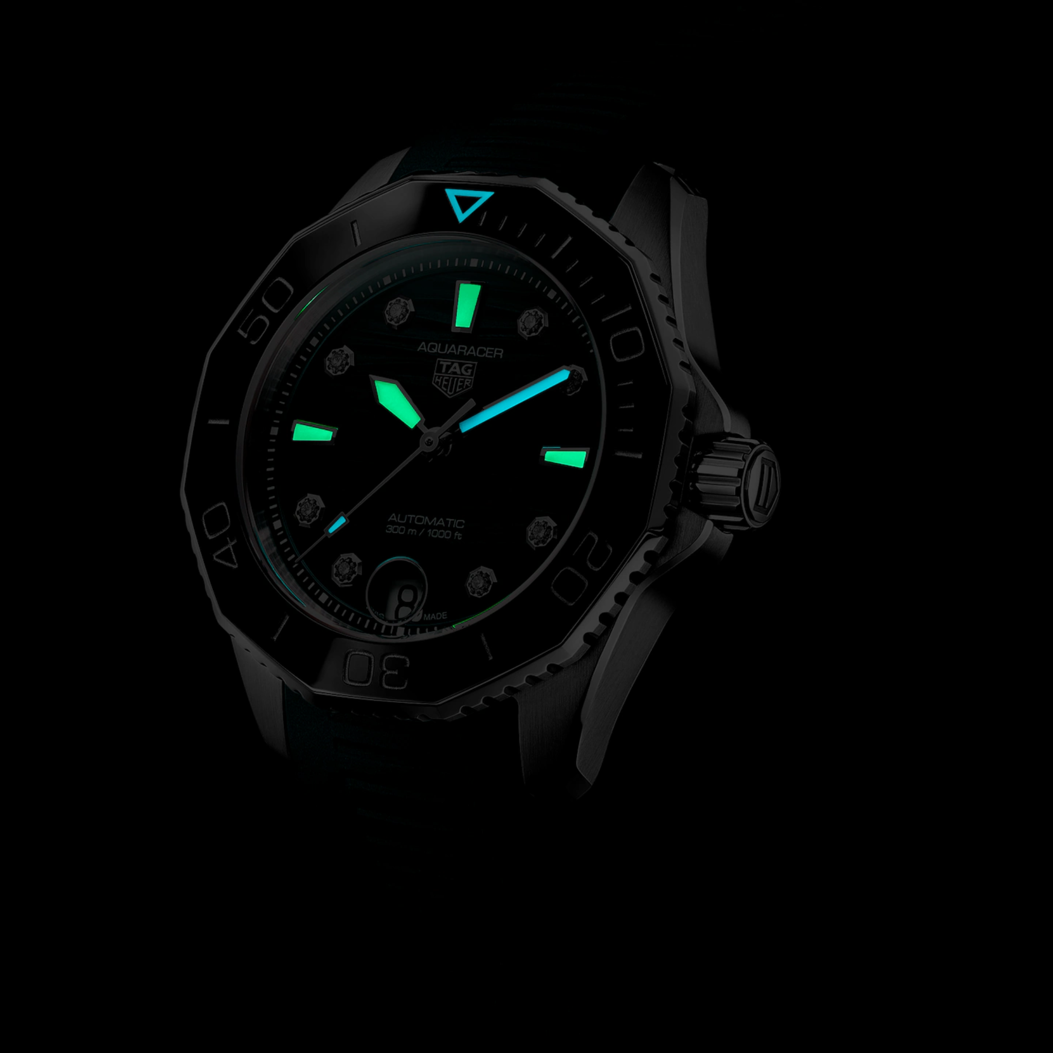 AQUARACER PROFESSIONAL 300 DATE