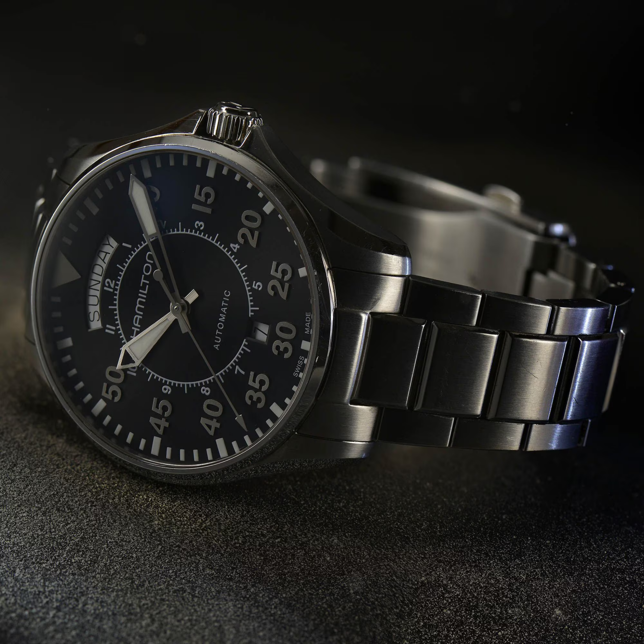 KHAKI AVIATION PILOT DAY DATE