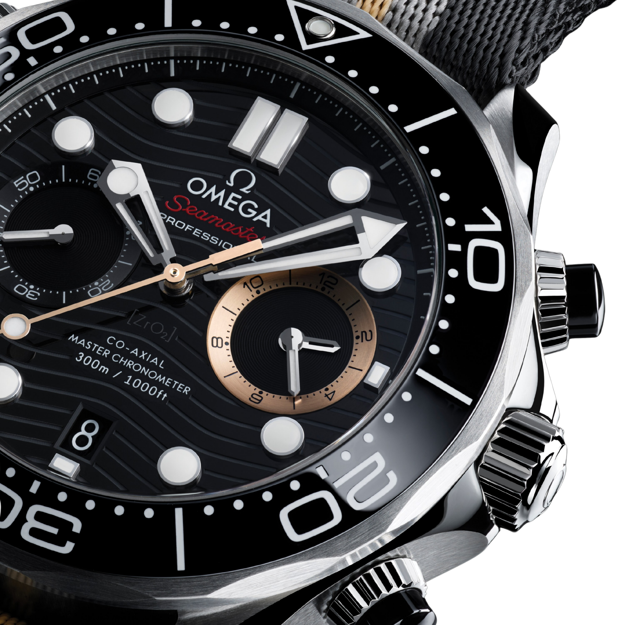 SEAMASTER DIVER 300M CO AXIAL CHRONOMETER 007 FIRST LIGHT