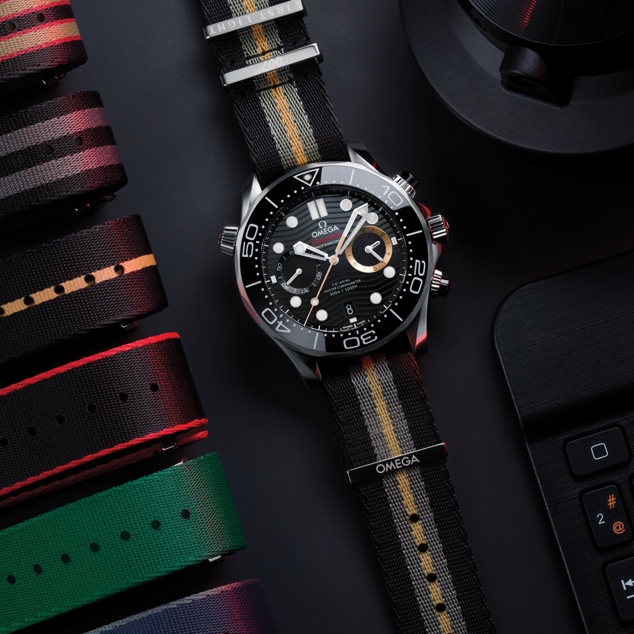 SEAMASTER DIVER 300M CO AXIAL CHRONOMETER 007 FIRST LIGHT