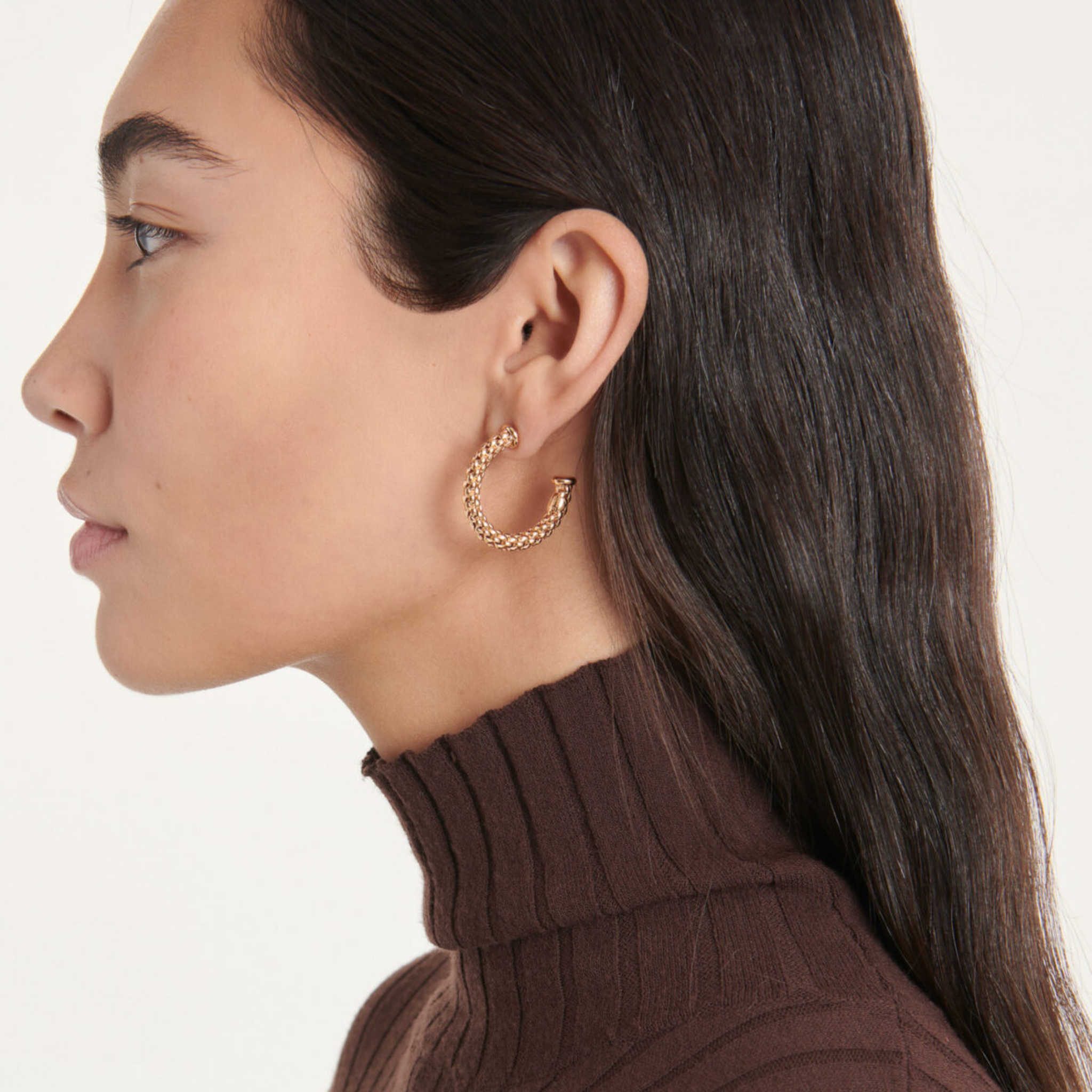 ESSENTIALS EARRING