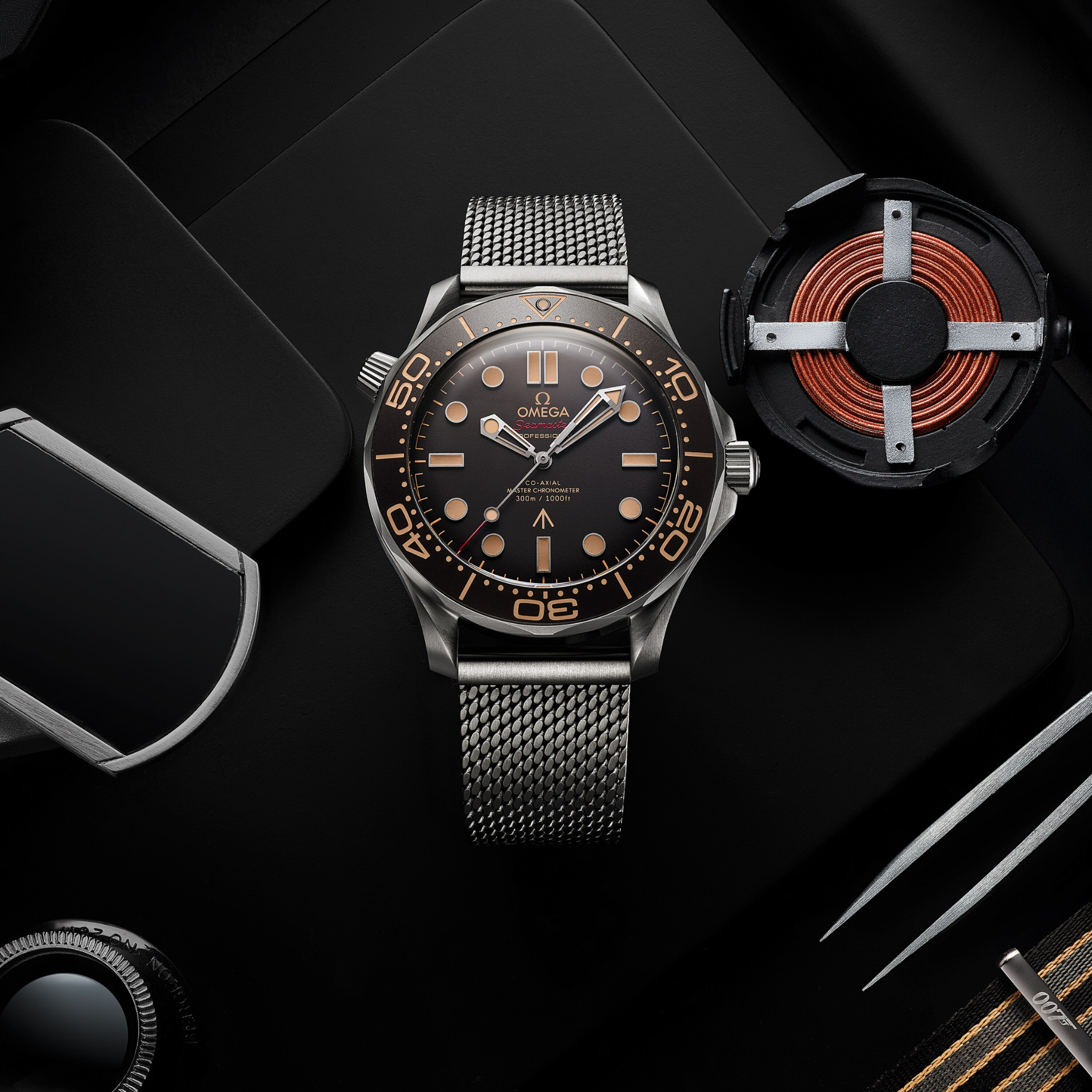 SEAMASTER DIVER 300M CO AXIAL MASTER CHRONOMETRE "EDITION 007"