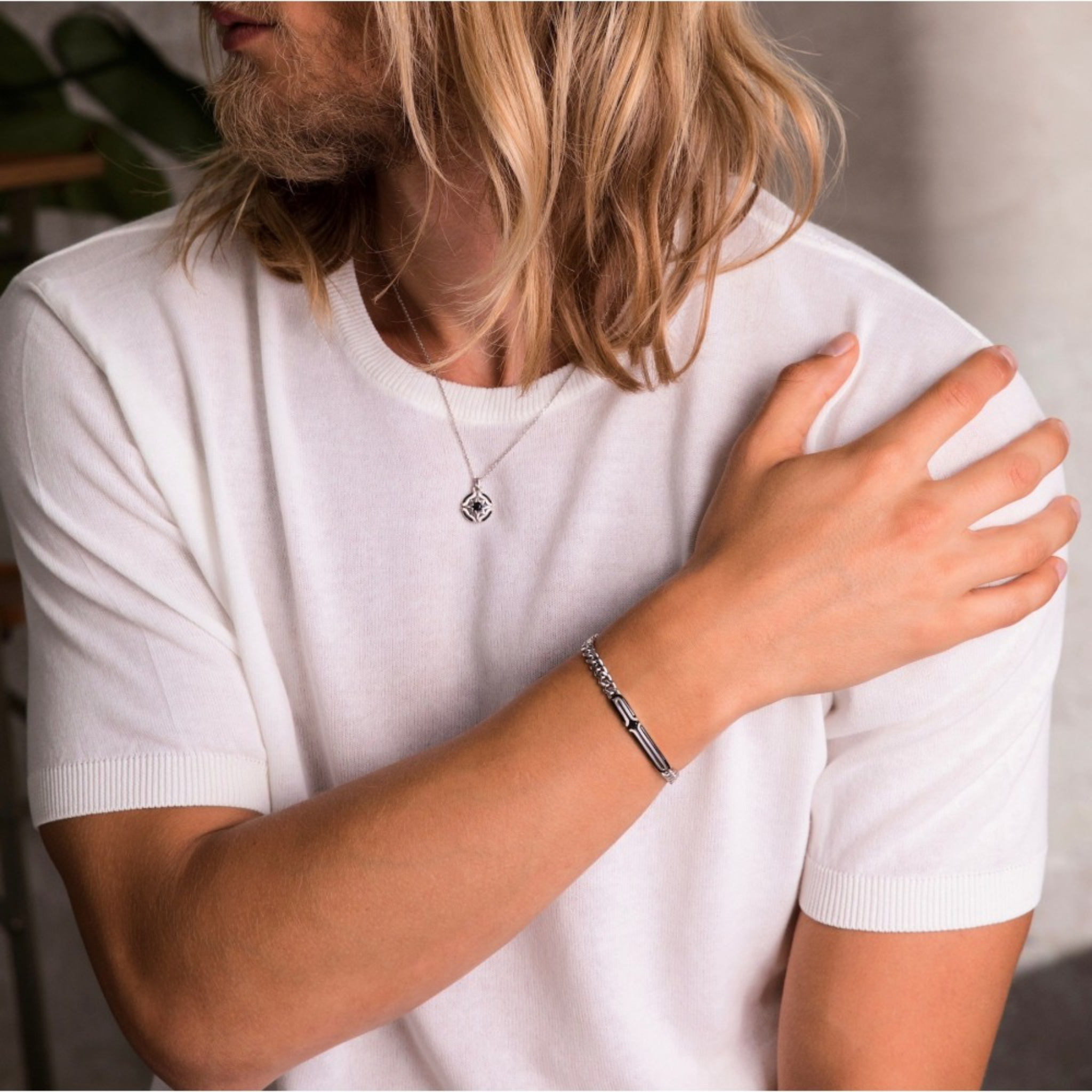 COSMOPOLITAN BRACELET