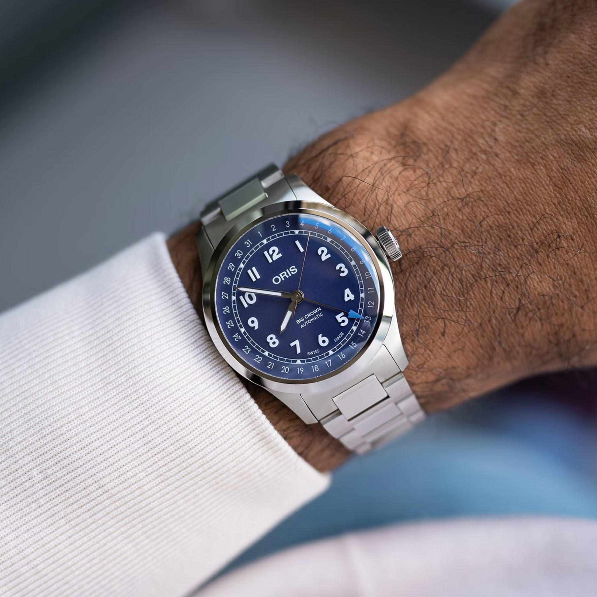 BIG CROWN POINTER DATE