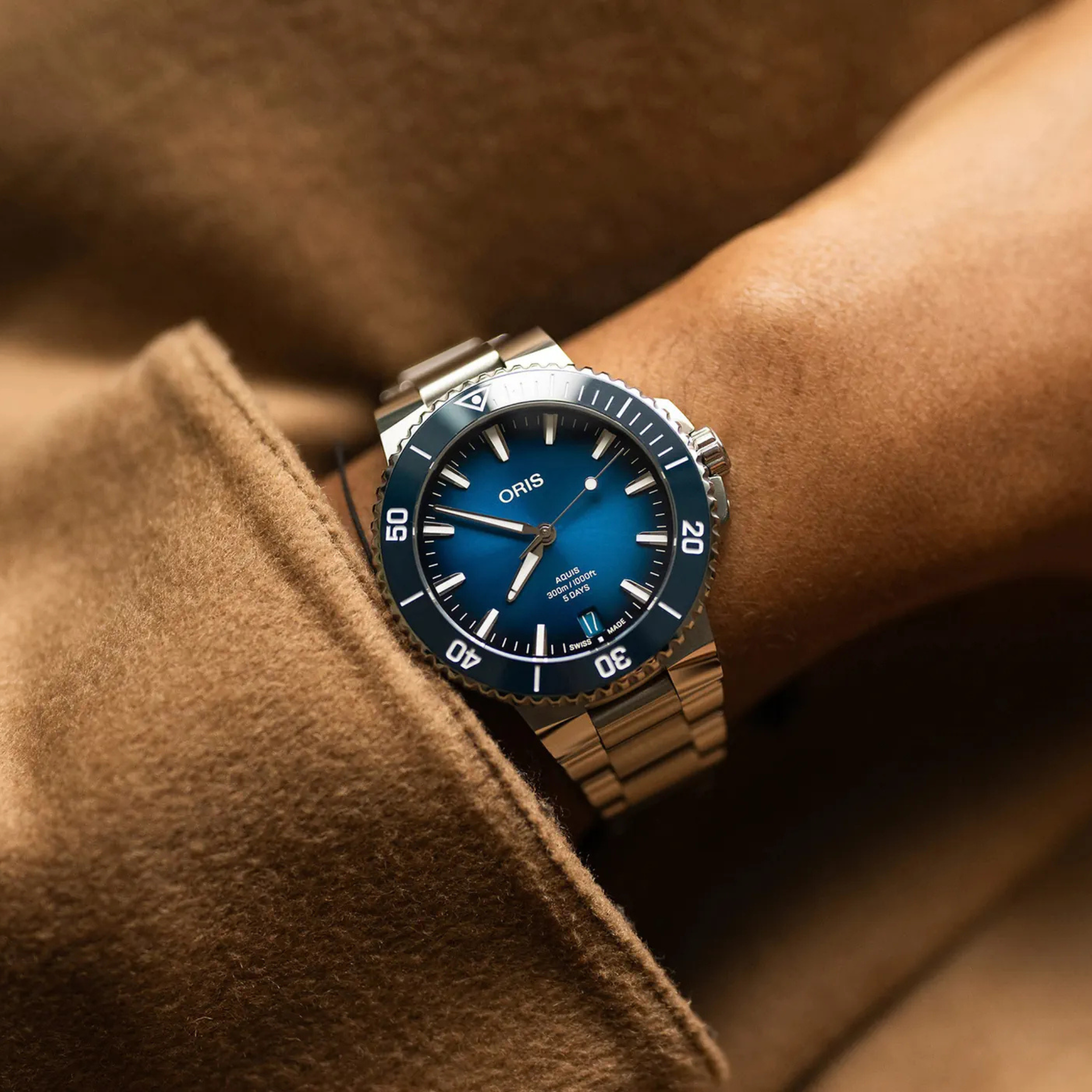 AQUIS DATE CALIBRE 400