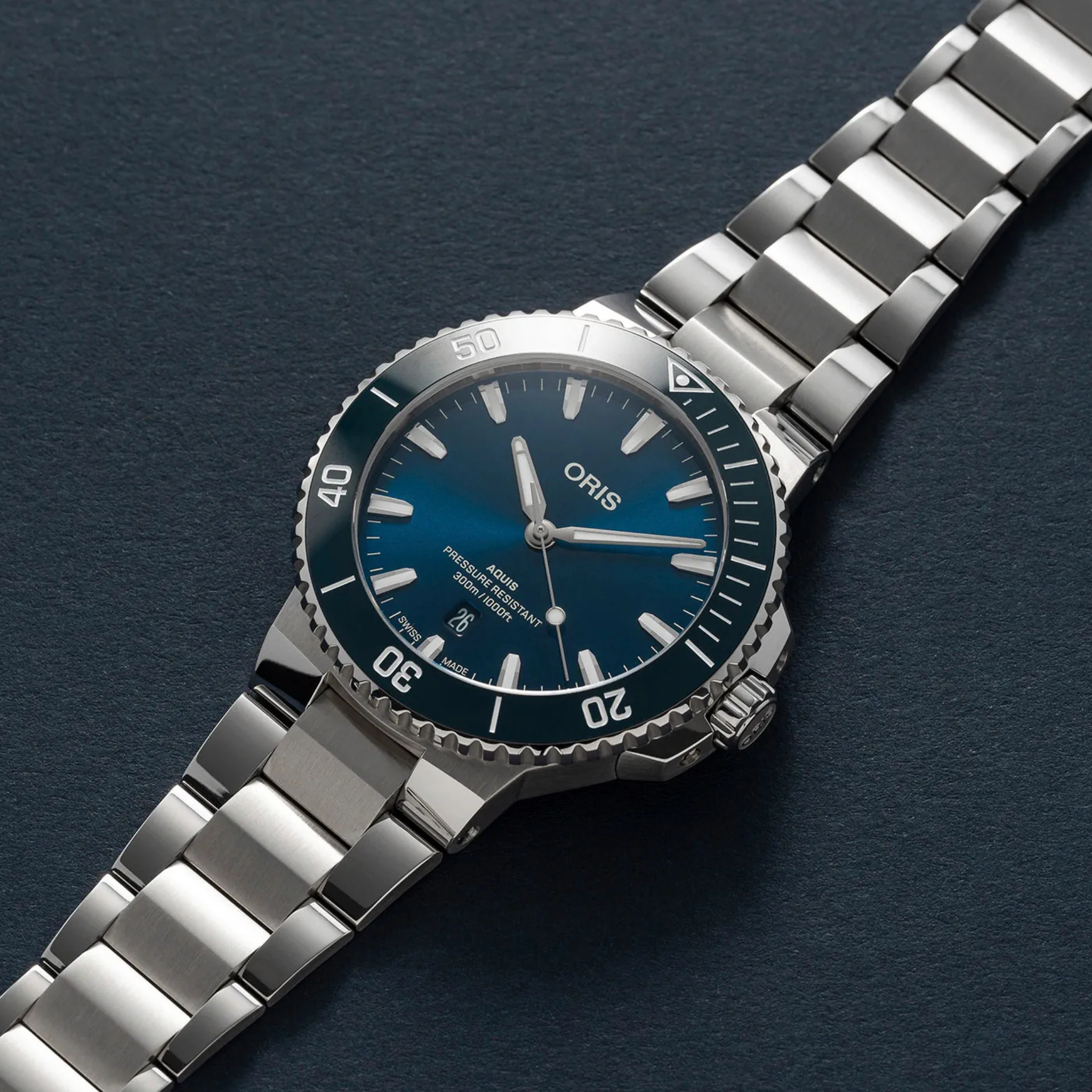 AQUIS DATE AUTOMATIC 43.5MM