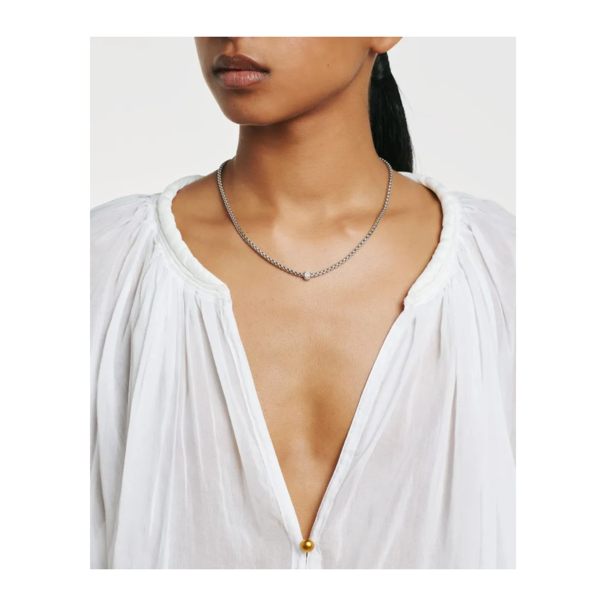 EKA TINY NECKLACE