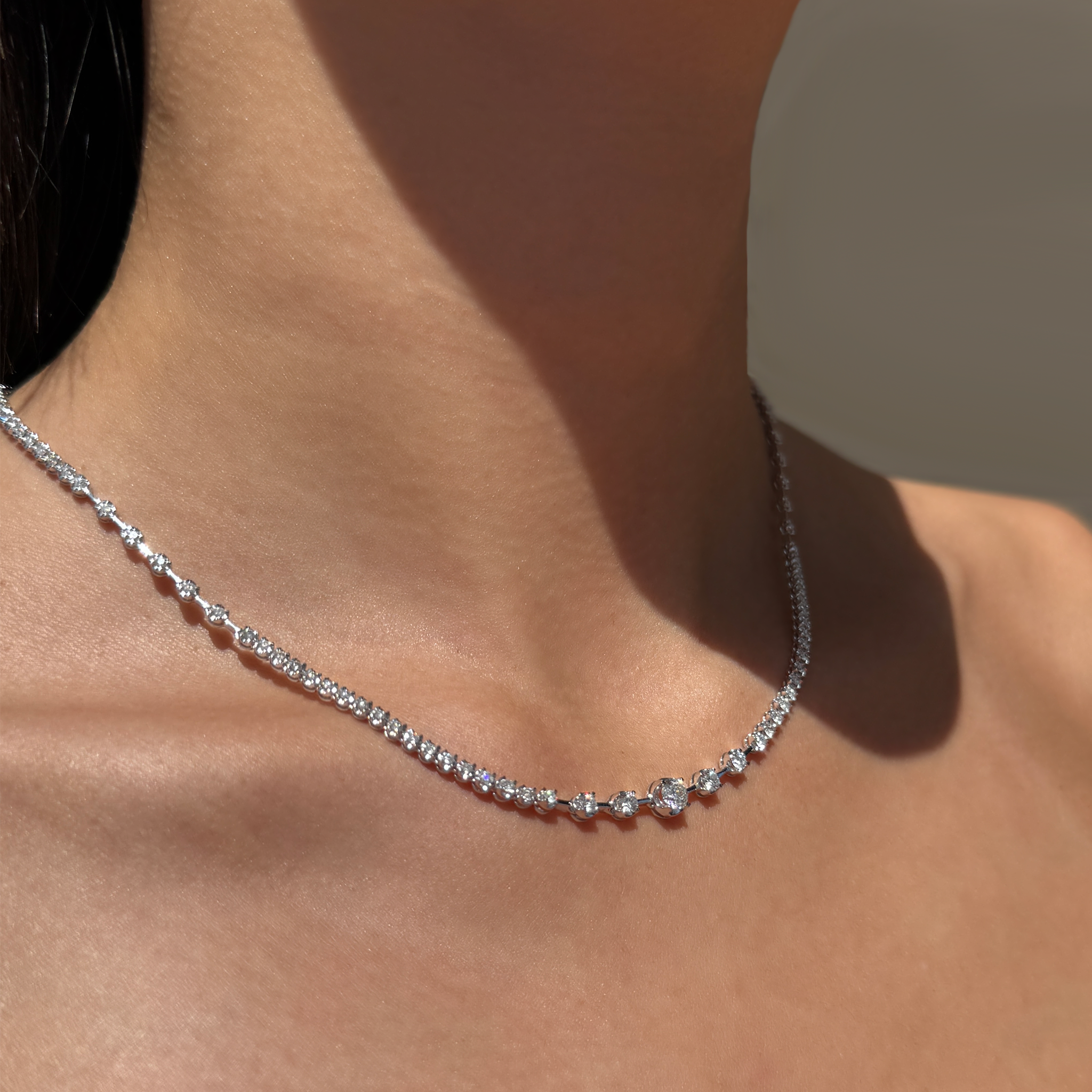 WHITE DIAMOND TENNIS NECKLACE