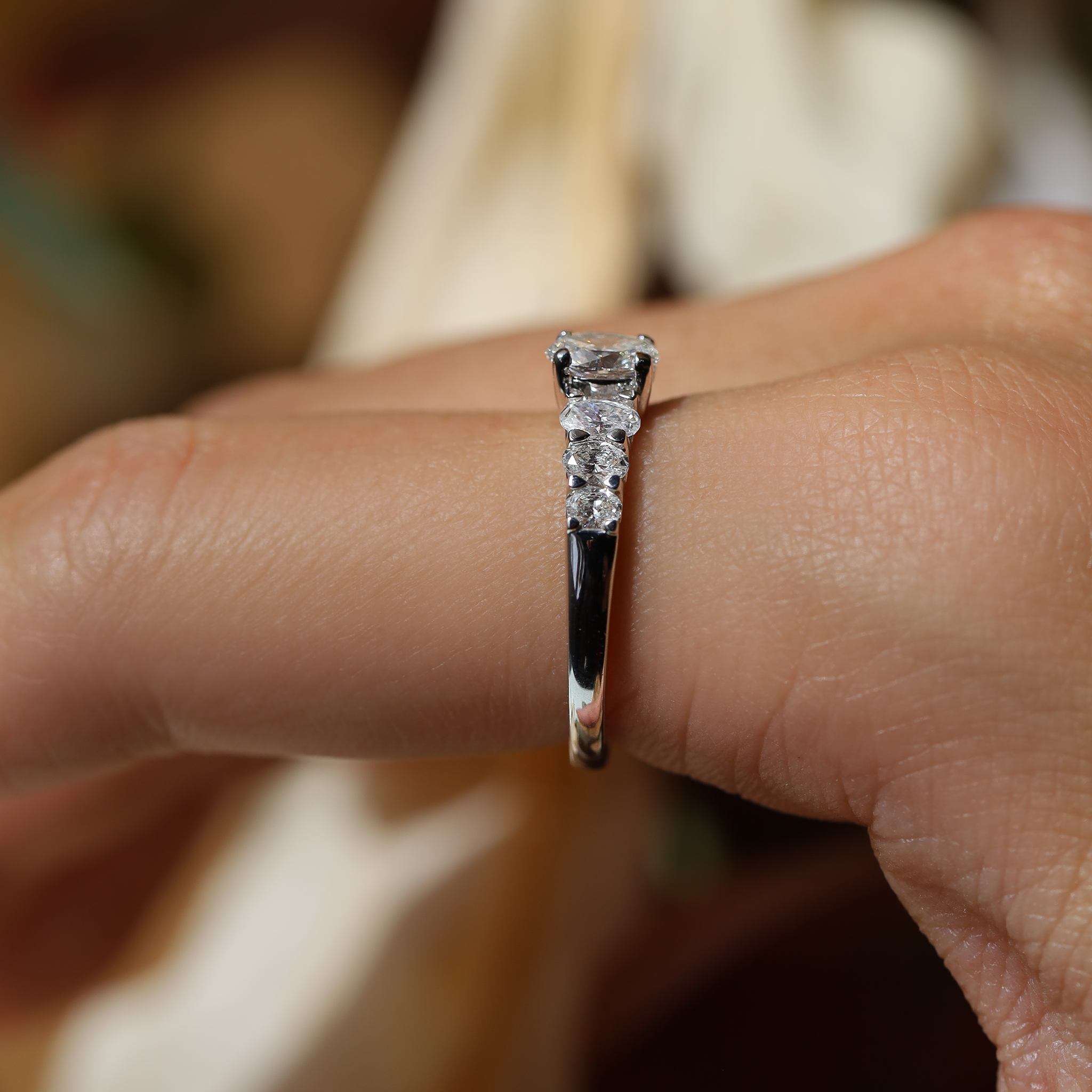 DIAMOND ENGAGEMENT RING