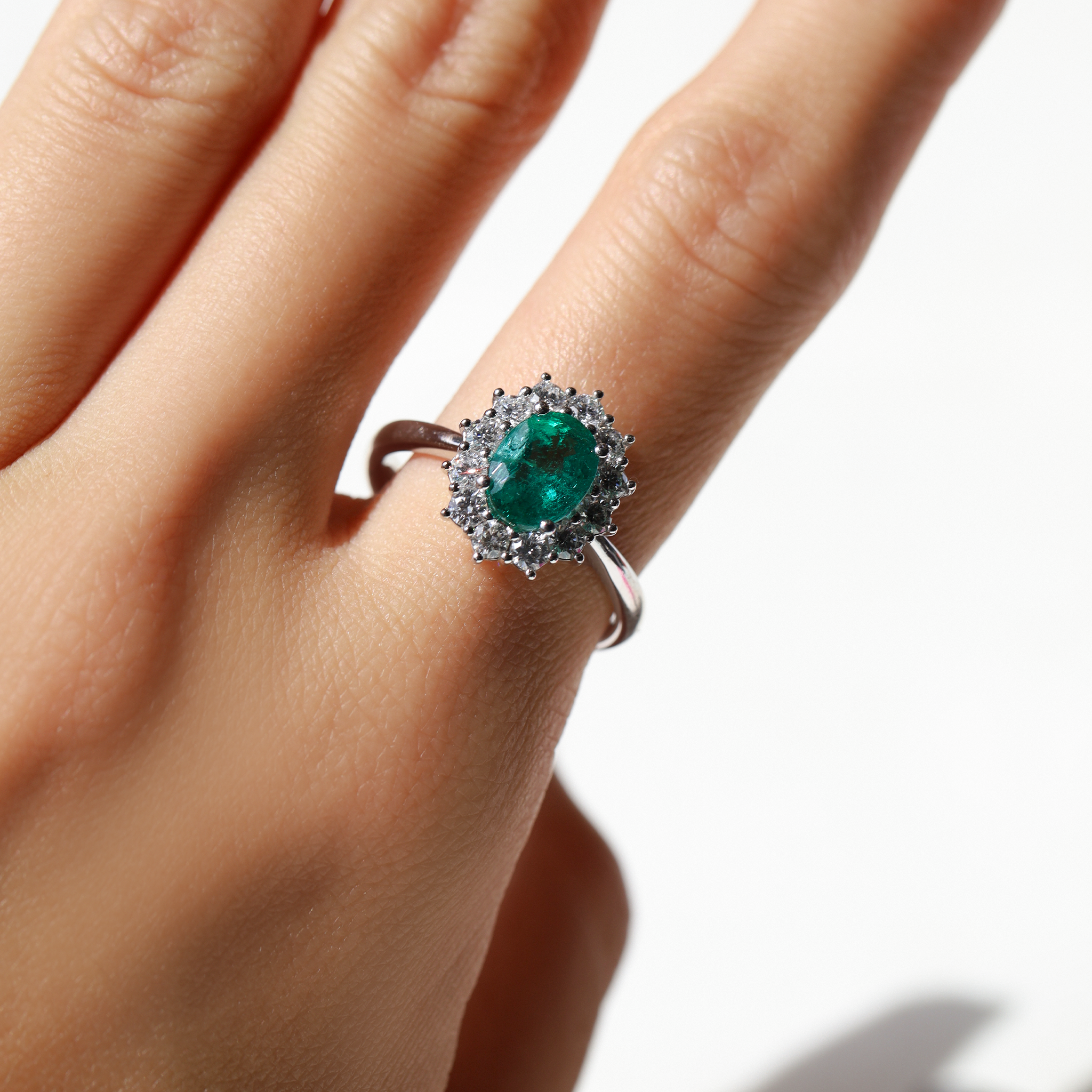 WHITE GOLD HALO RING