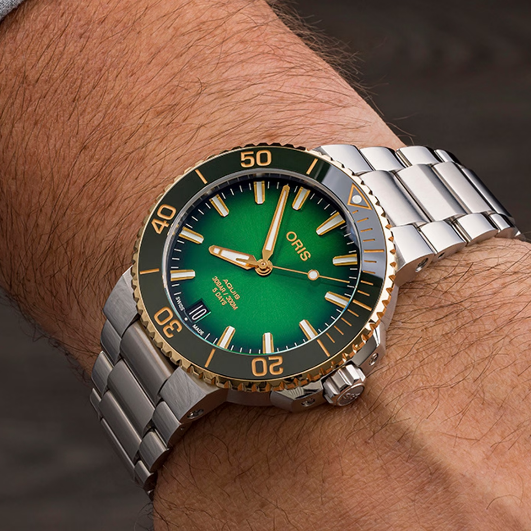 AQUIS DATE CALIBRE 400