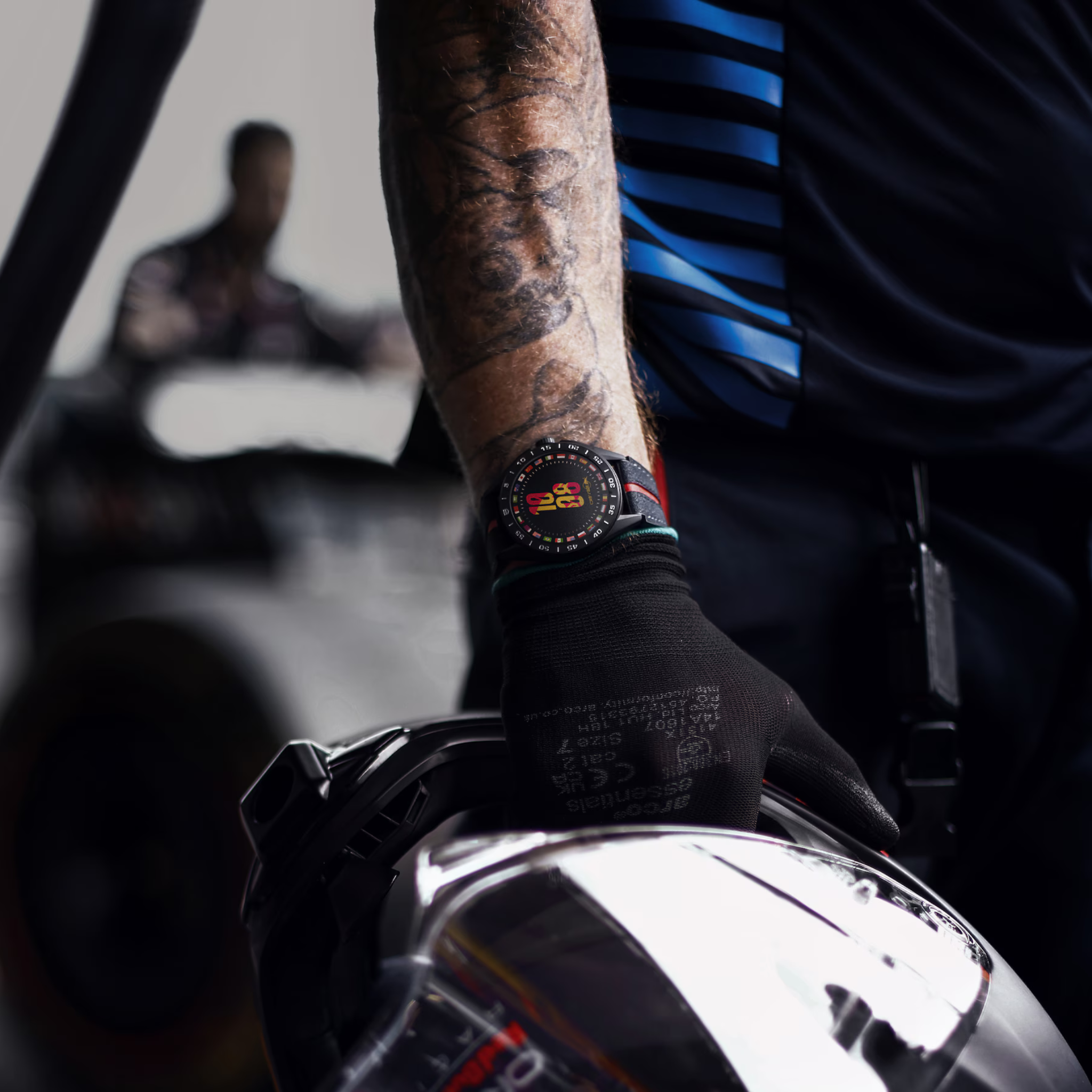 CONNECTED CALIBRE E4 X ORACLE RED BULL RACING EDITION