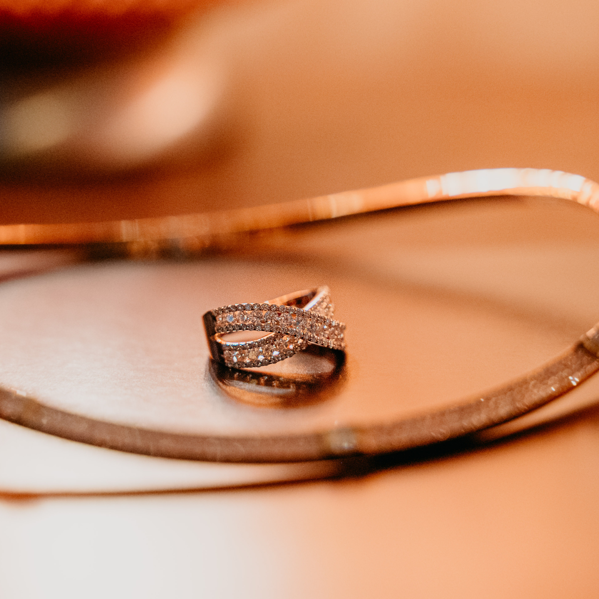 CLASSIC RING