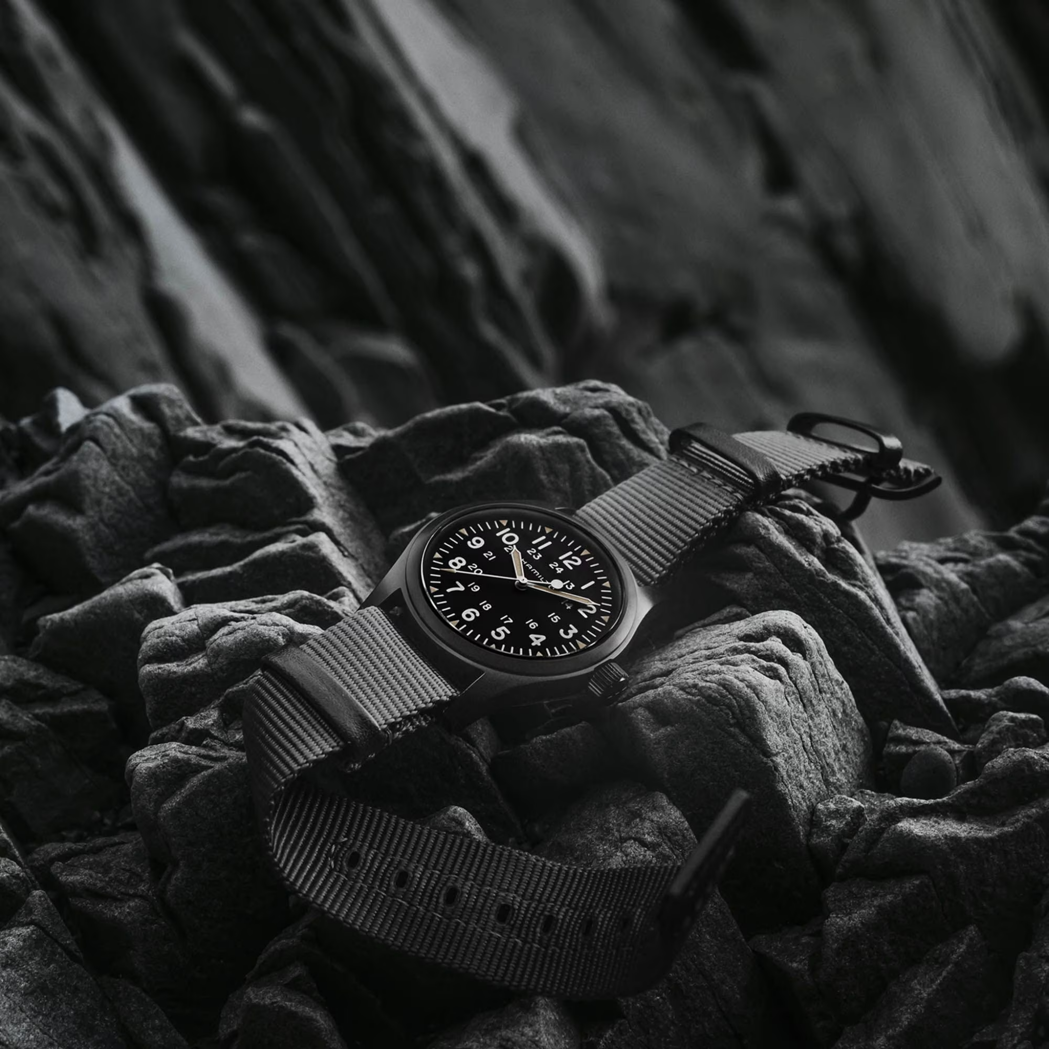 KHAKI FIELD MECHANICAL