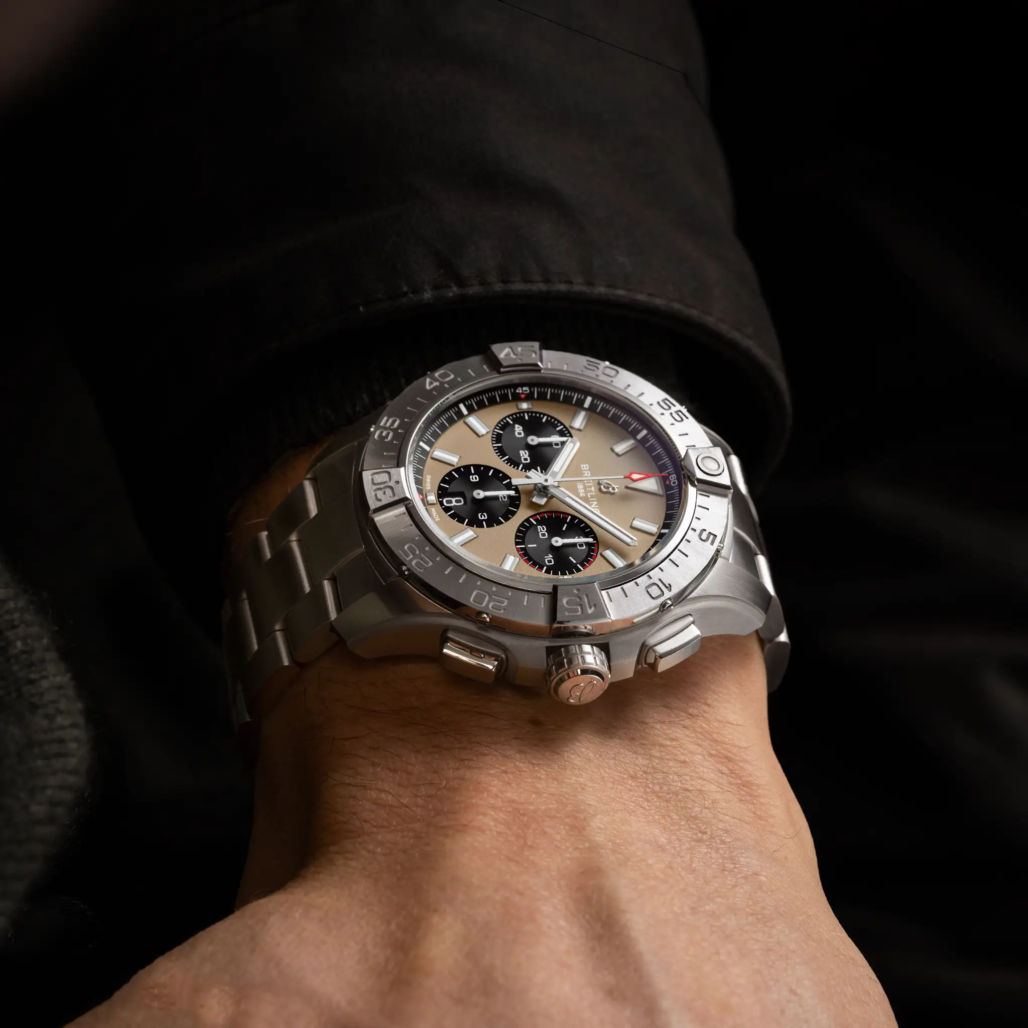 AVENGER B01 CHRONOGRAPH