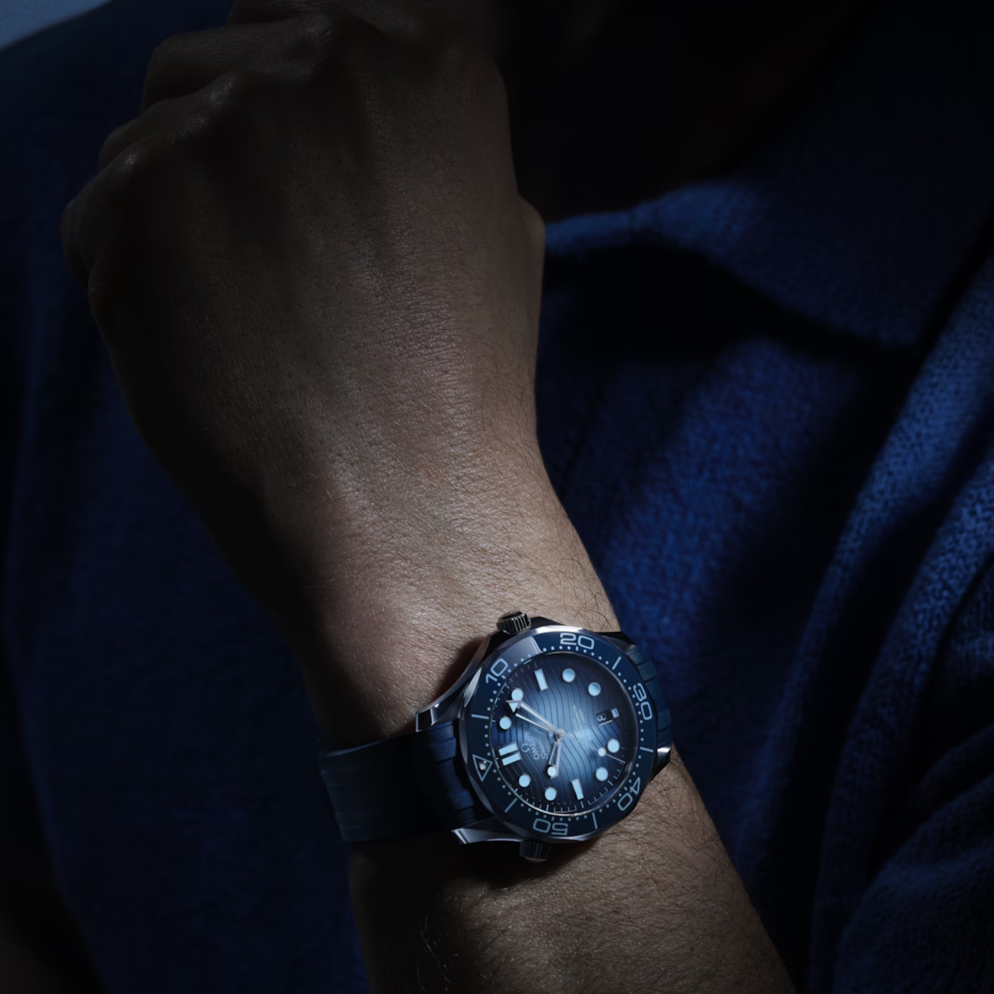 SEAMASTER SUMMER BLUE DIVER 300M CO AXIAL CHRONOMETER