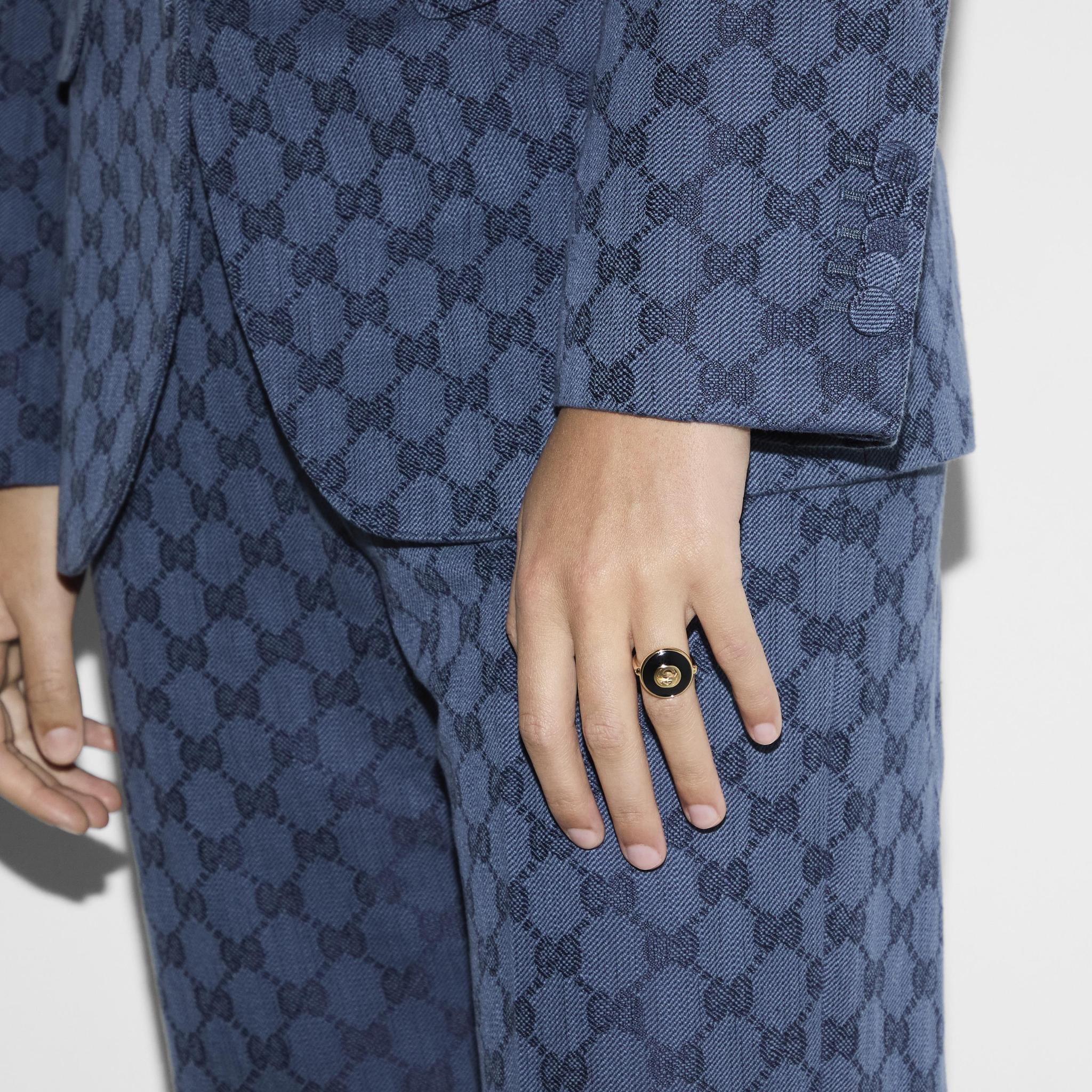 INTERLOCKING RING